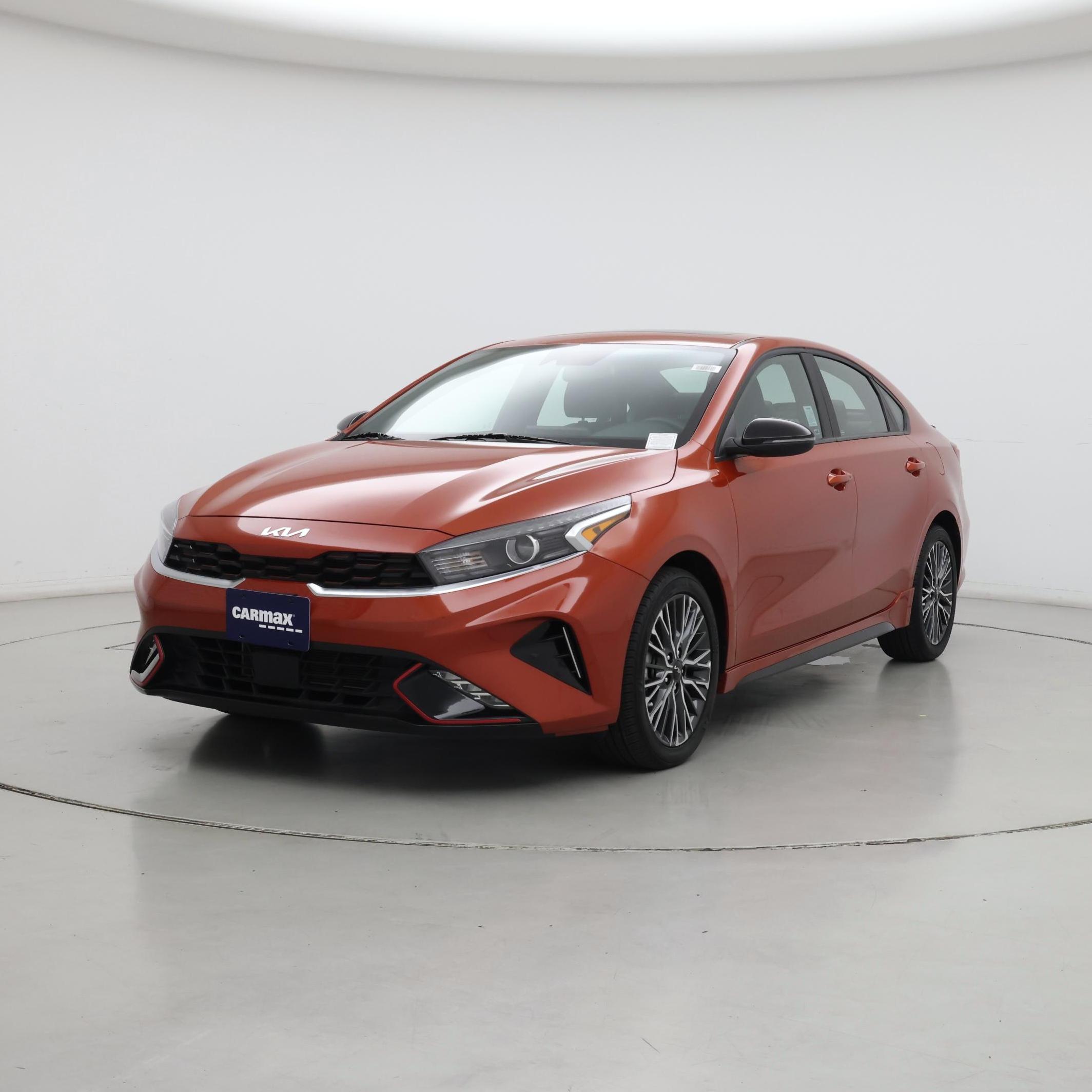 Thumbnail: 2024 Kia Forte - 4