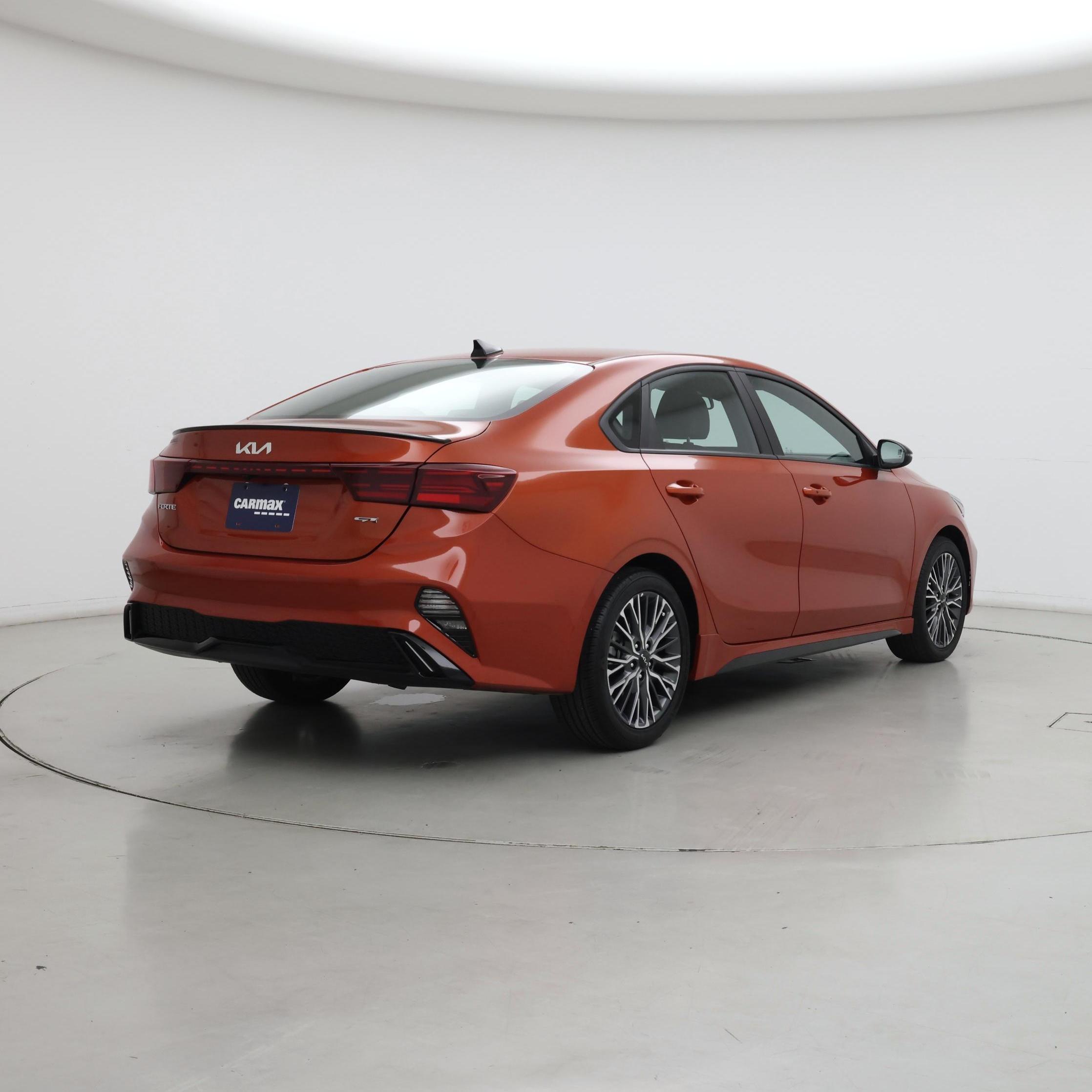 Thumbnail: 2024 Kia Forte - 8