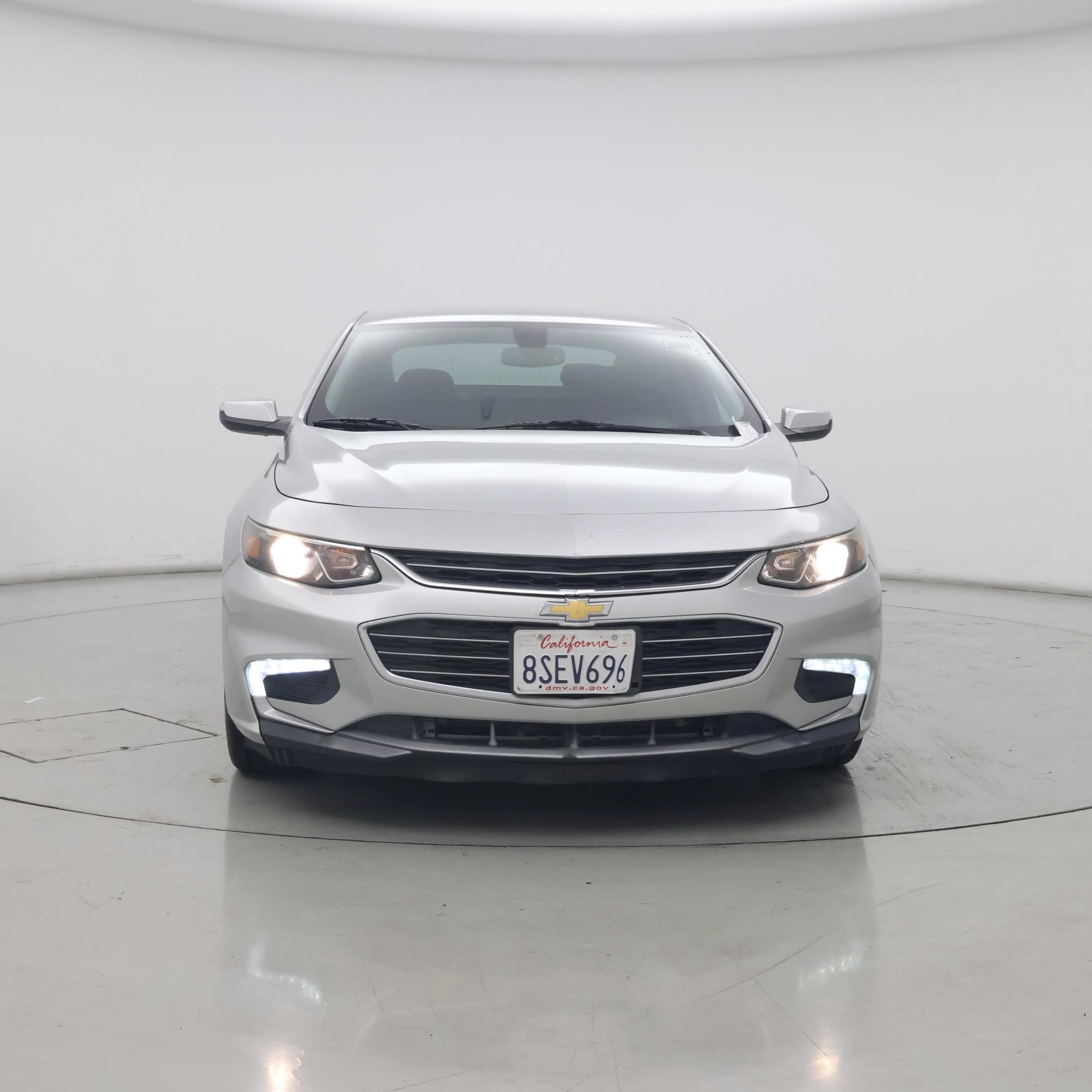 Thumbnail: 2017 Chevrolet Malibu - 5
