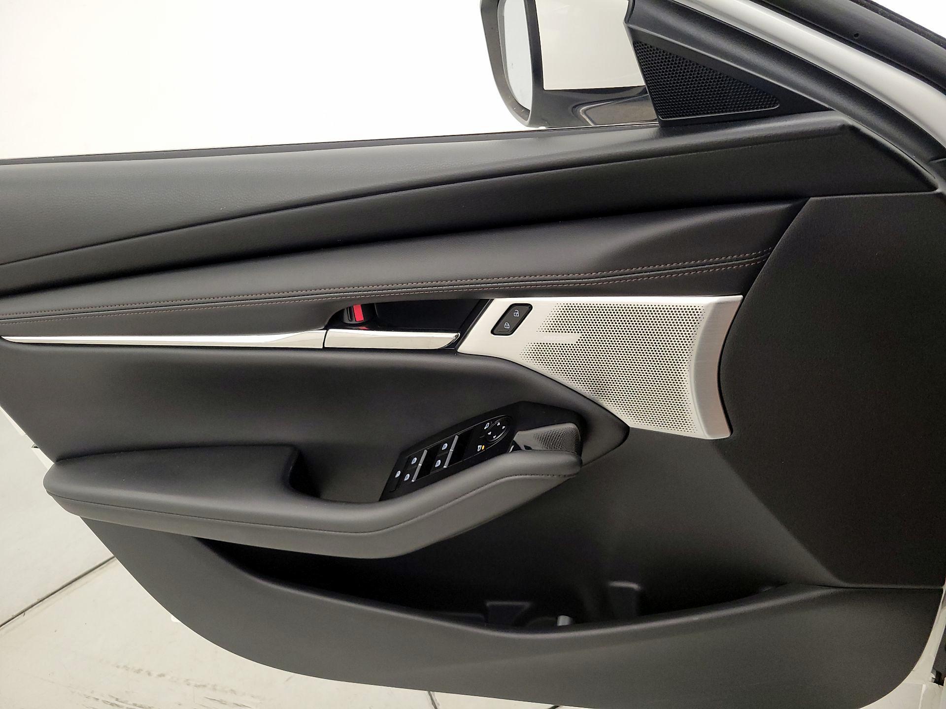 Thumbnail: 2022 Mazda Mazda3 - 12