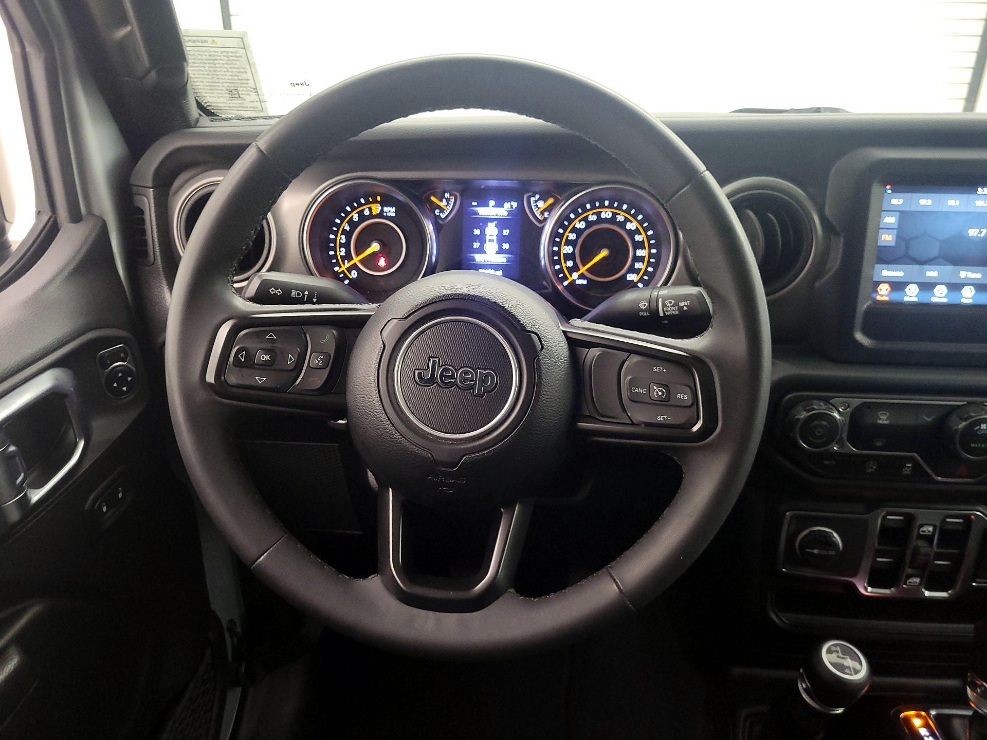 Thumbnail: 2023 Jeep Gladiator - 10