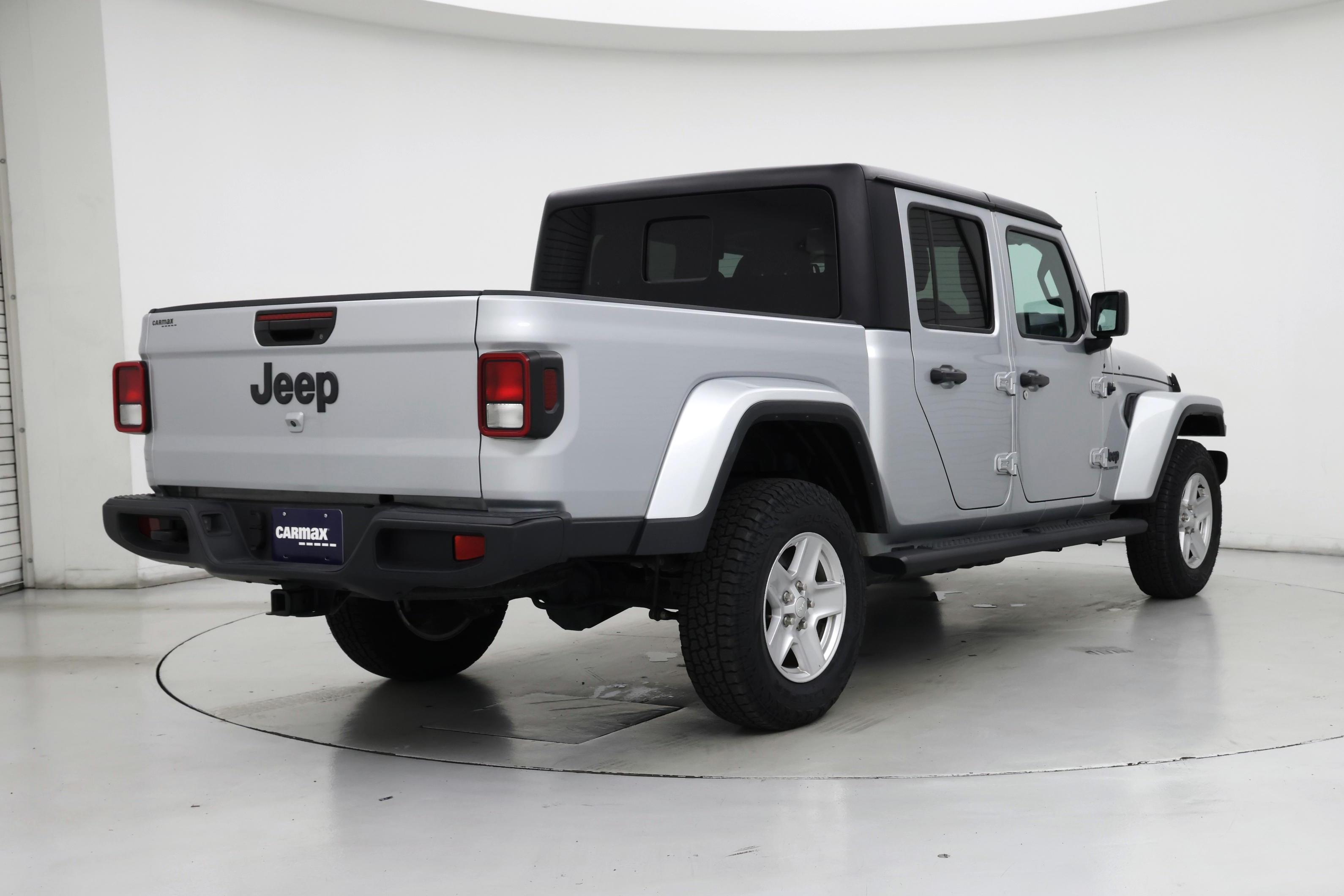 Thumbnail: 2023 Jeep Gladiator - 8