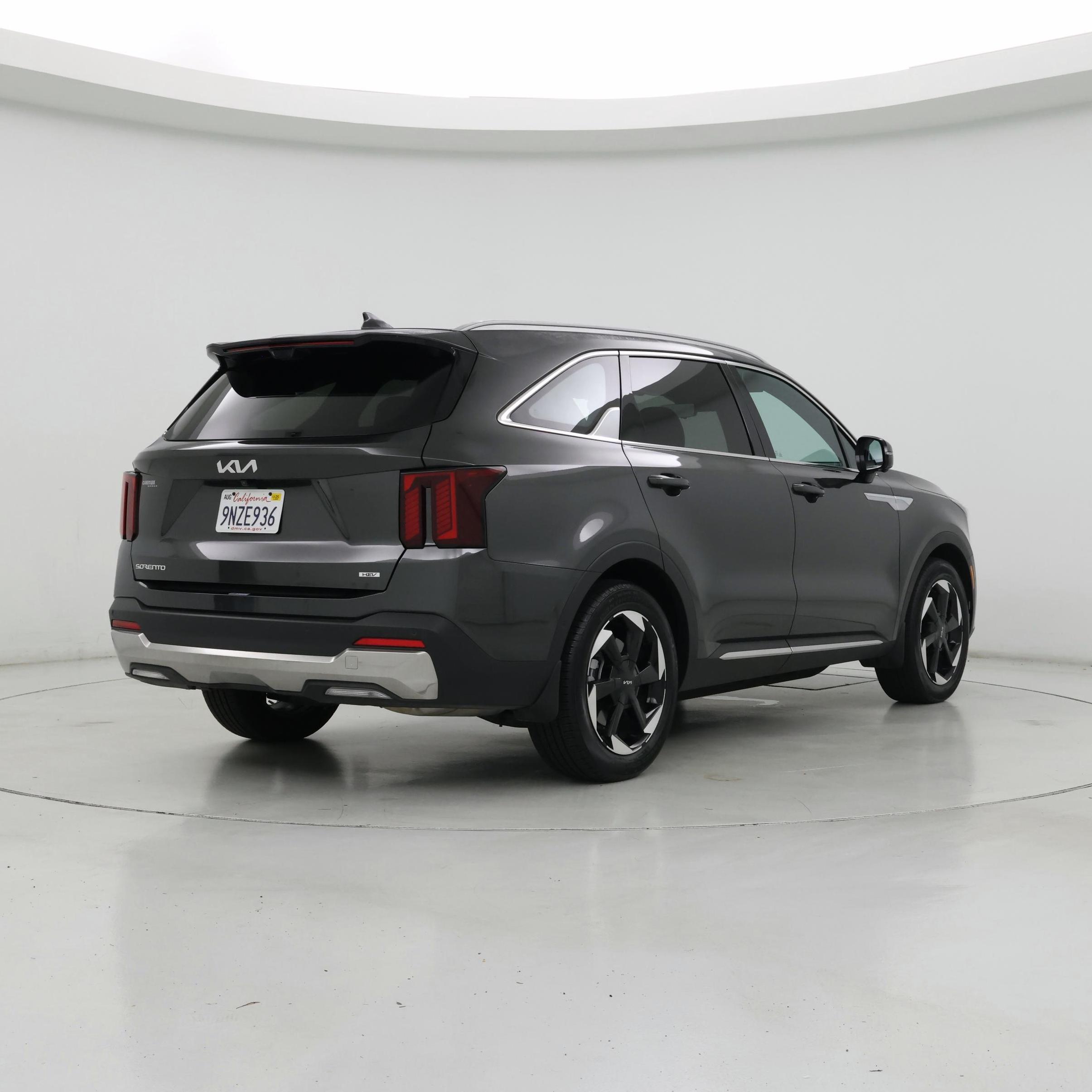 Thumbnail: 2025 Kia Sorento - 8