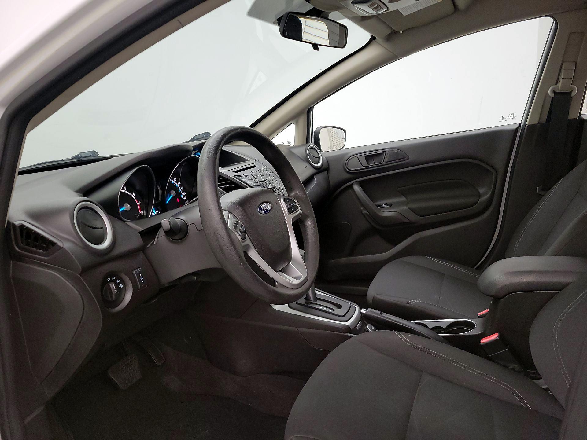 Thumbnail: 2017 Ford Fiesta - 11
