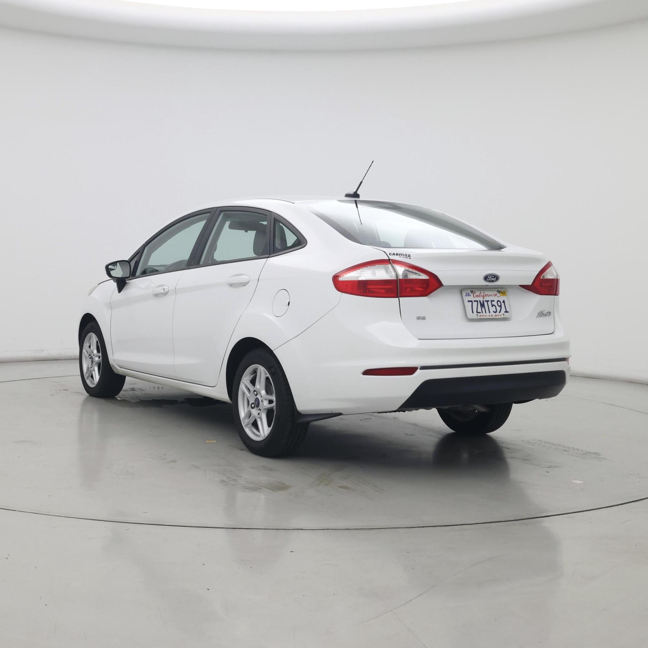 Thumbnail: 2017 Ford Fiesta - 2