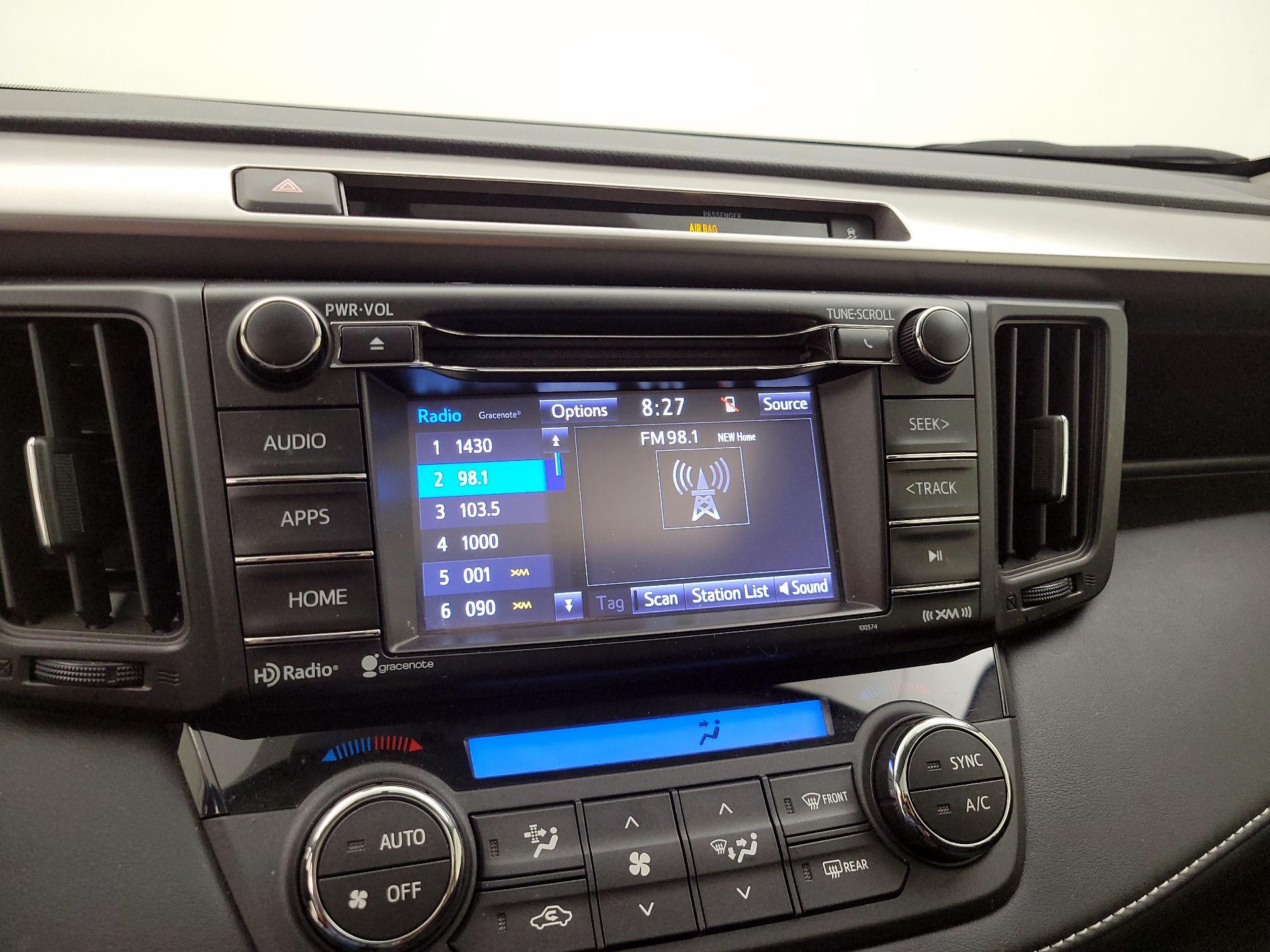 Thumbnail: 2016 Toyota RAV4 - 15