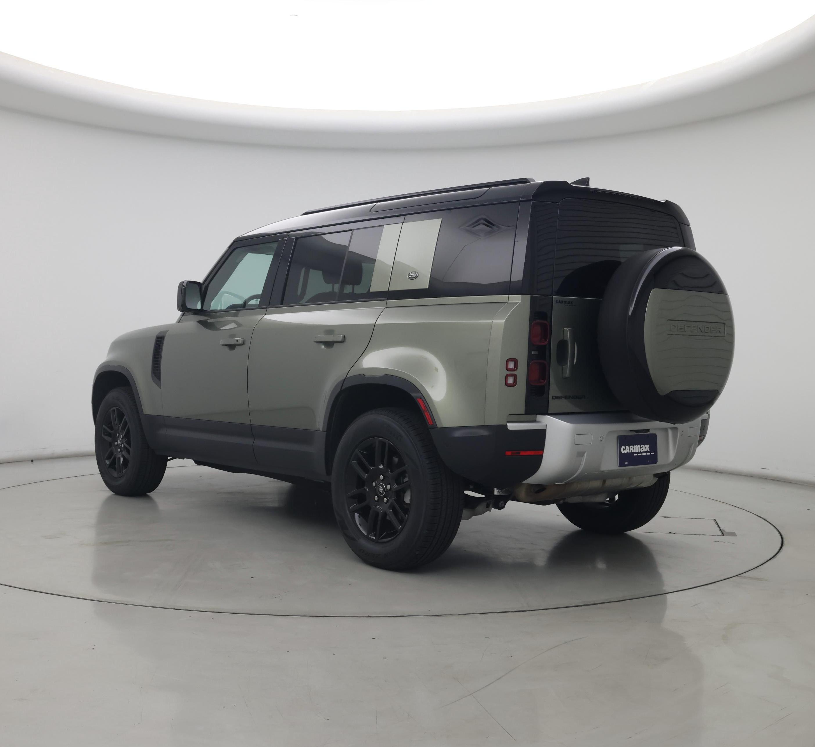 Thumbnail: 2023 Land Rover Defender - 2