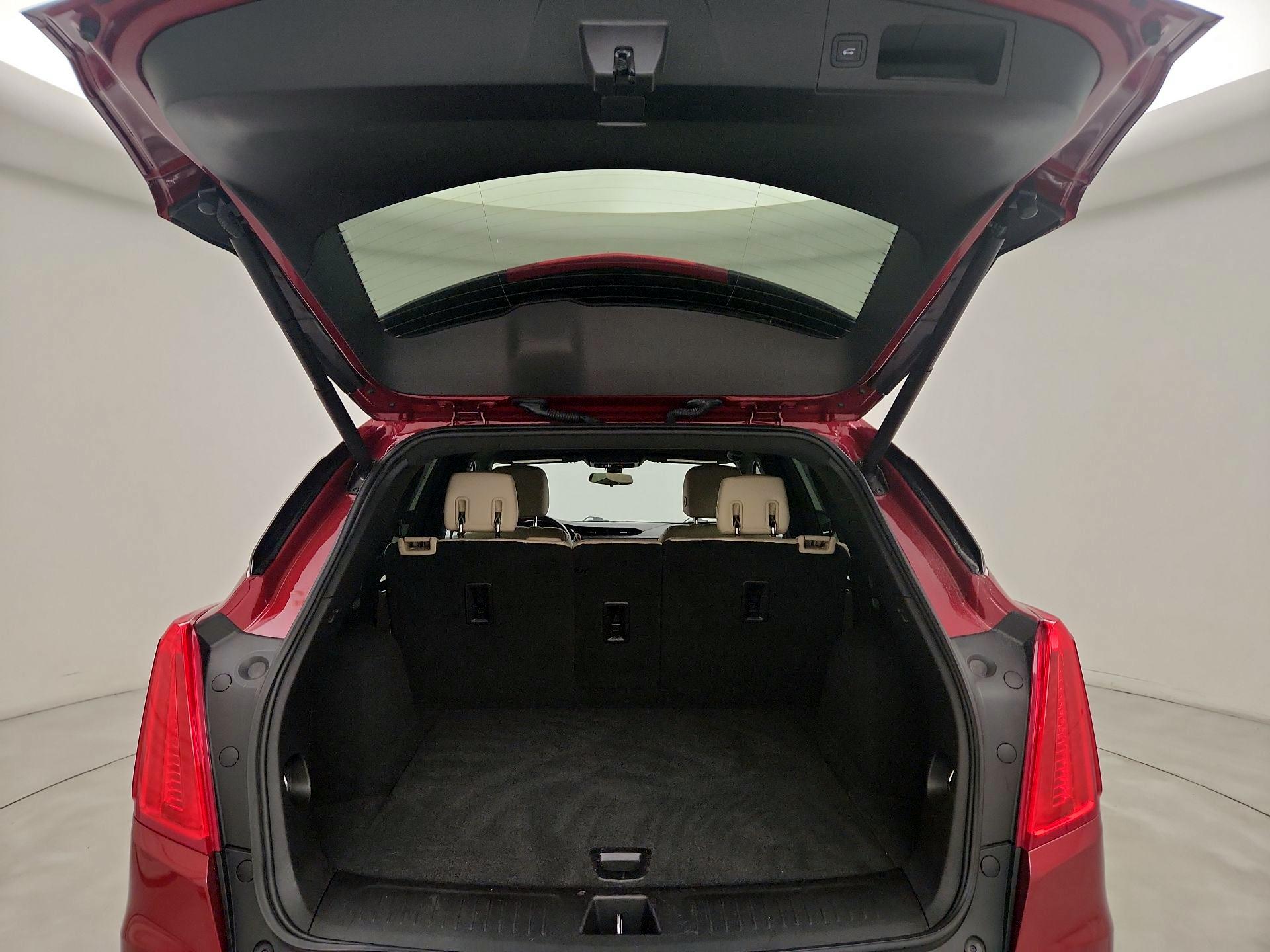 Thumbnail: 2019 Cadillac XT5 - 19