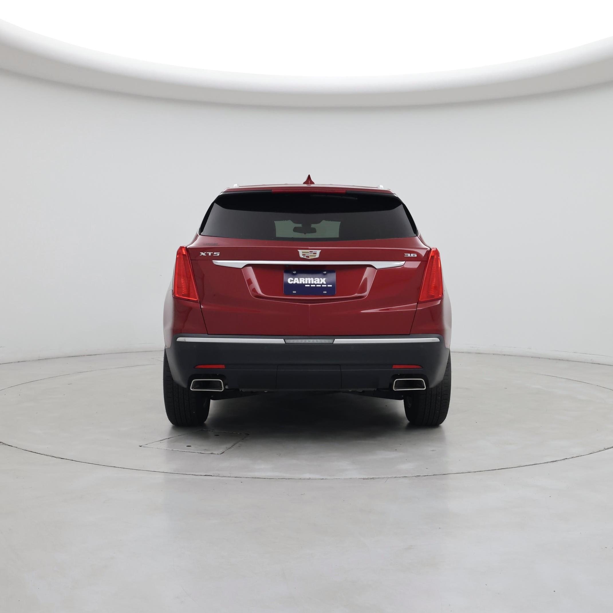 Thumbnail: 2019 Cadillac XT5 - 6