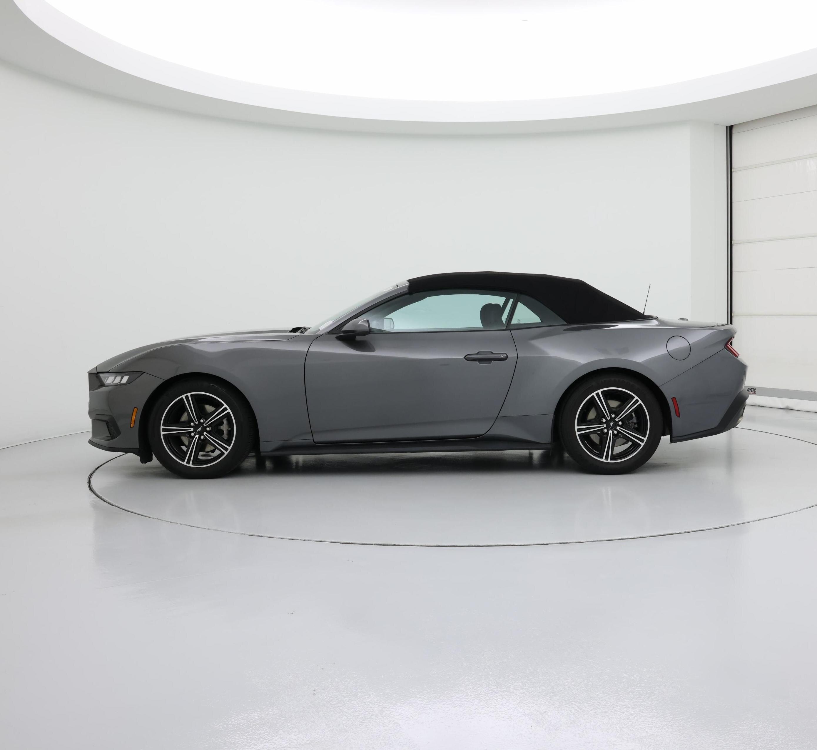 Thumbnail: 2024 Ford Mustang - 3