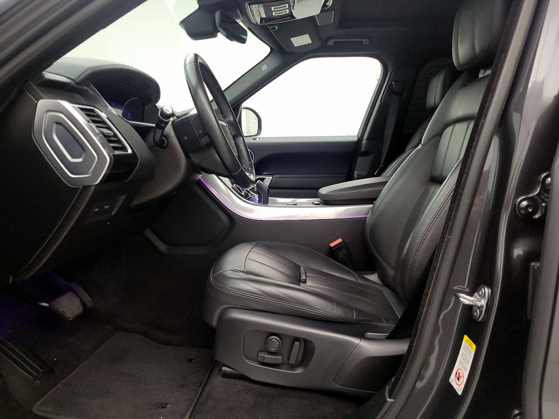 Thumbnail: 2020 Land Rover Range Rover Sport - 11