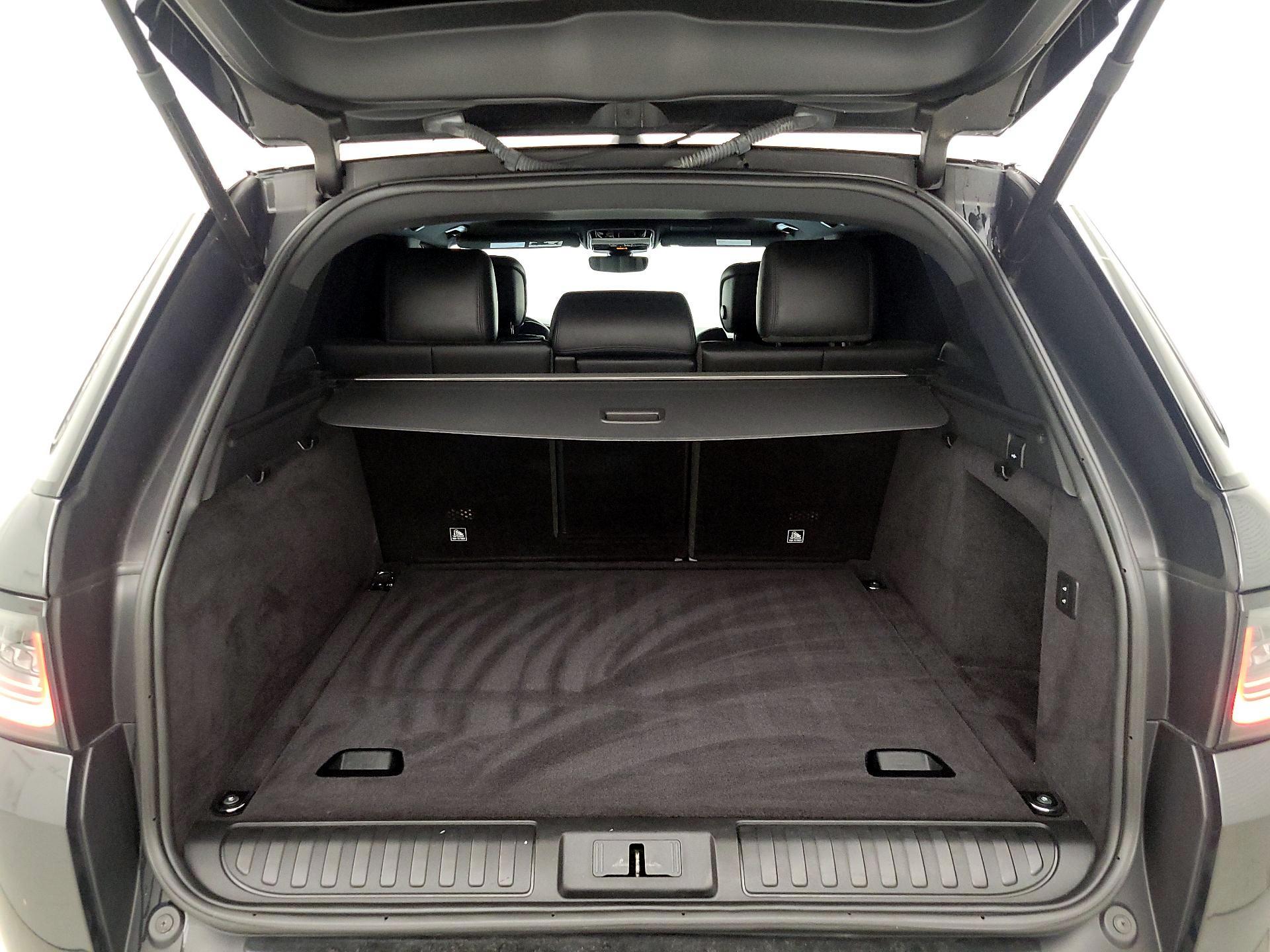 Thumbnail: 2020 Land Rover Range Rover Sport - 20