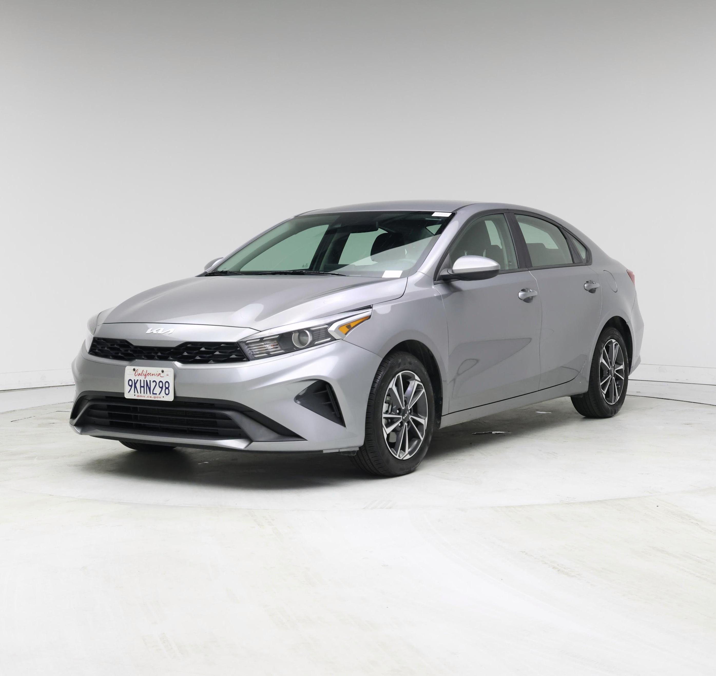 Thumbnail: 2024 Kia Forte - 4