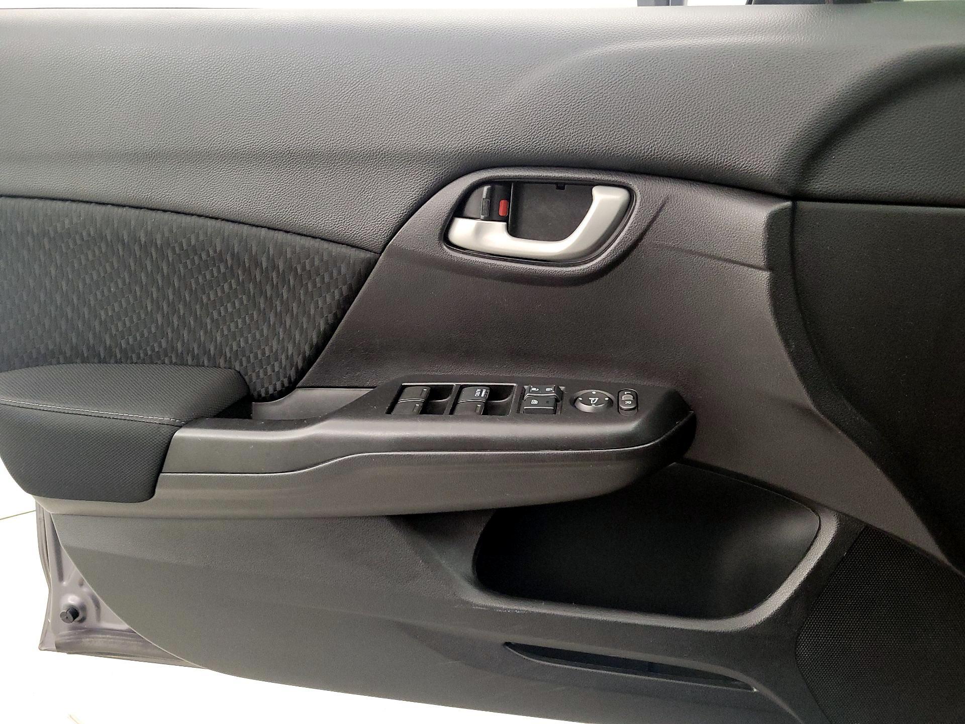 Thumbnail: 2015 Honda Civic - 12