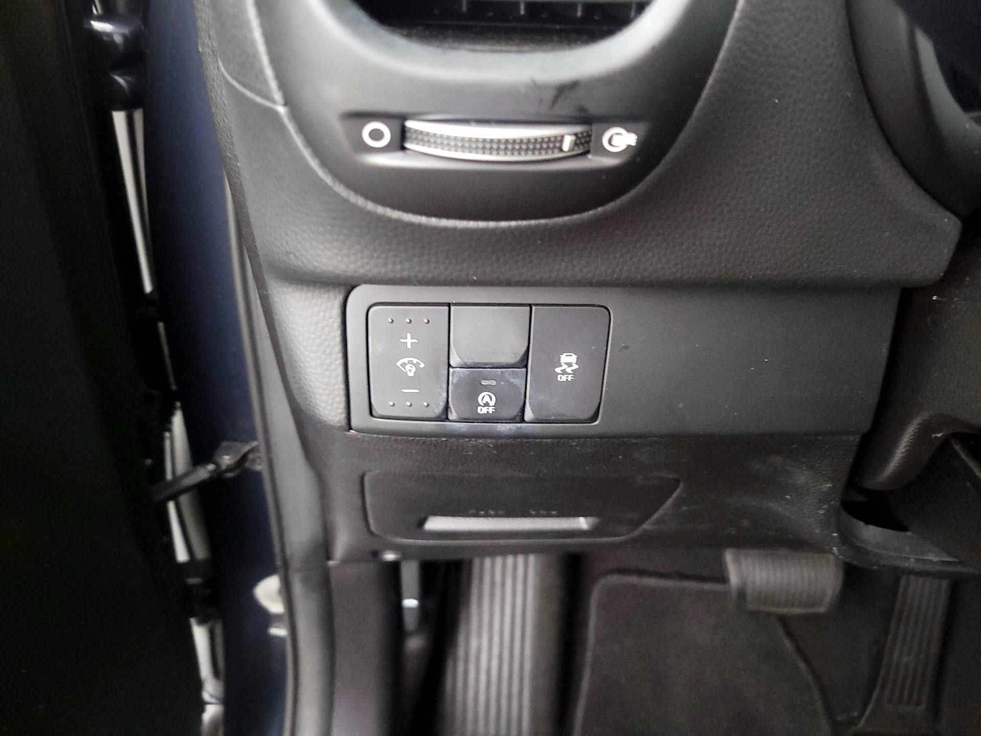 Thumbnail: 2016 Kia Soul - 13