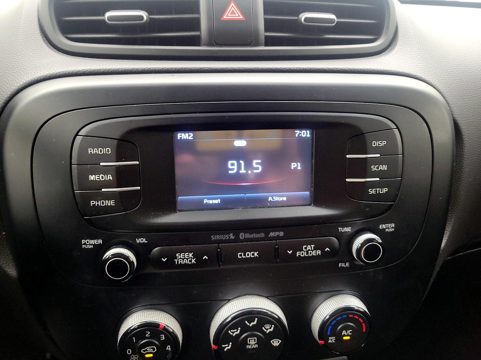 Thumbnail: 2016 Kia Soul - 15