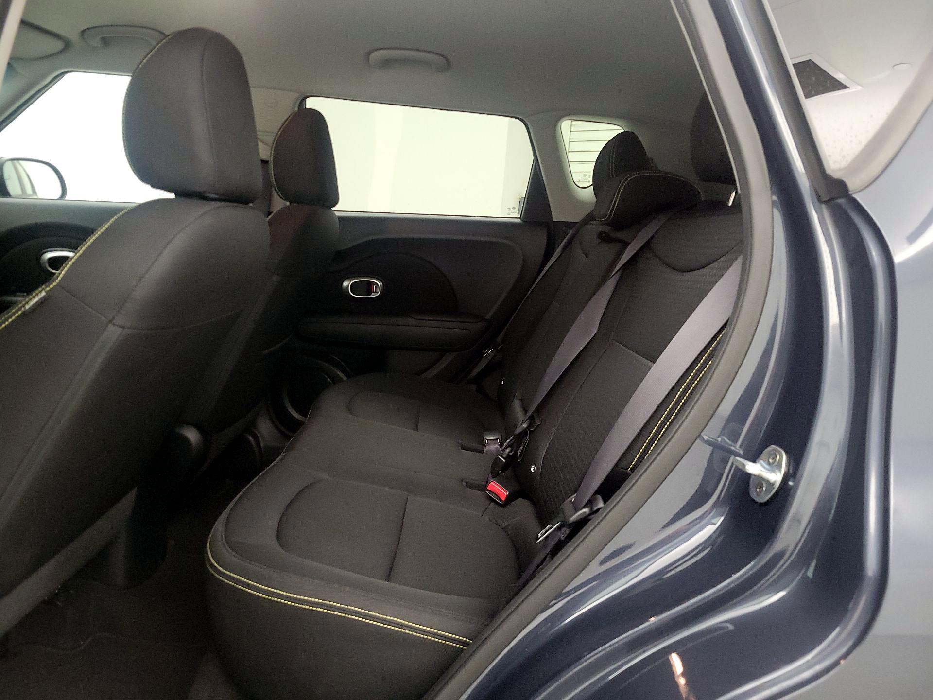 Thumbnail: 2016 Kia Soul - 19