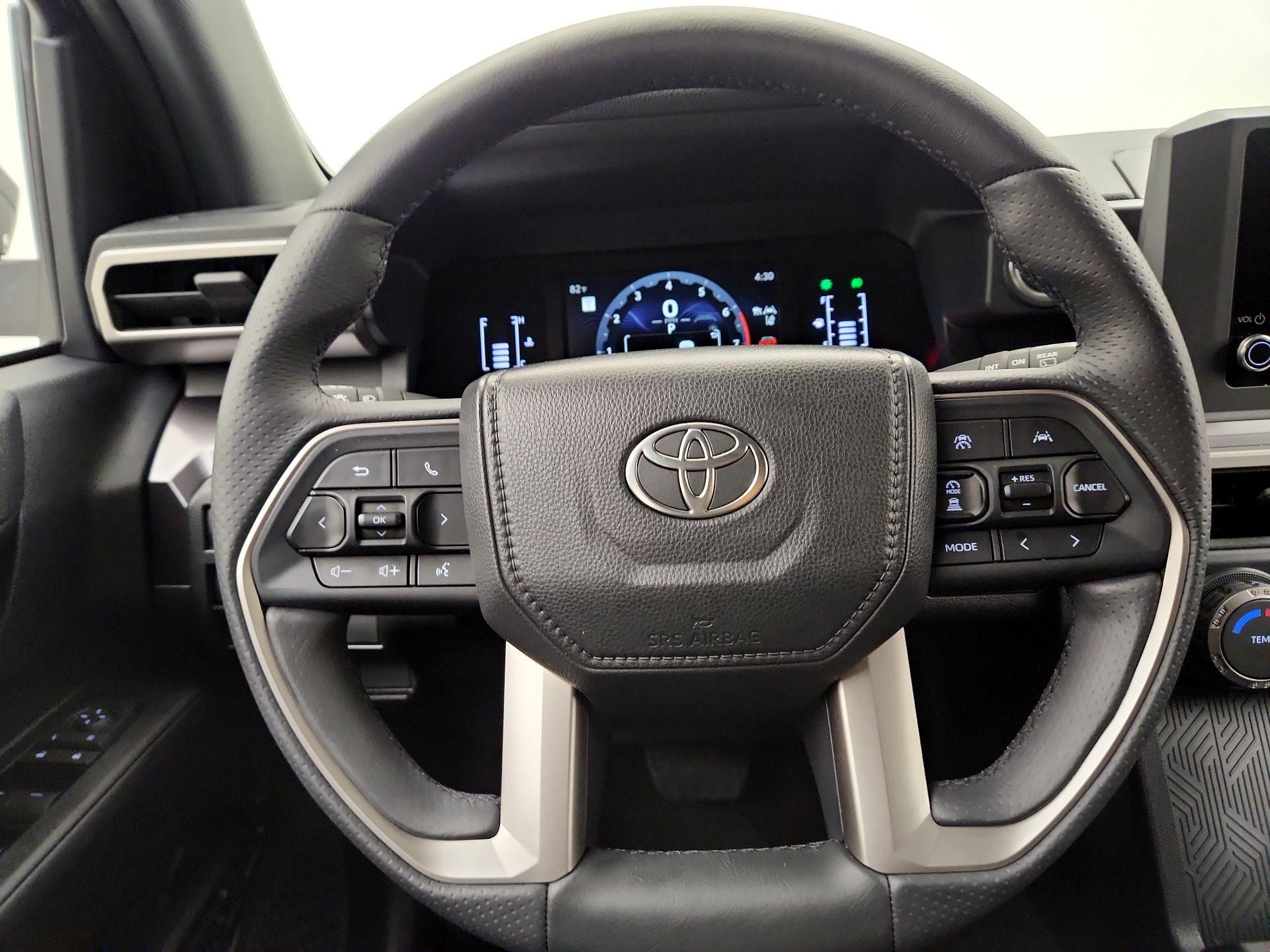 Thumbnail: 2025 Toyota 4Runner - 10