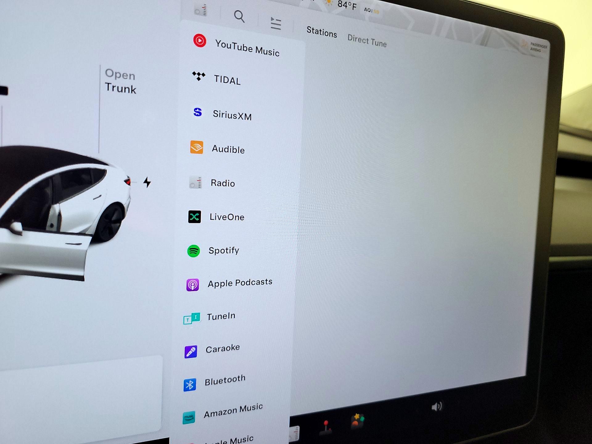 Thumbnail: 2022 Tesla Model 3 - 14