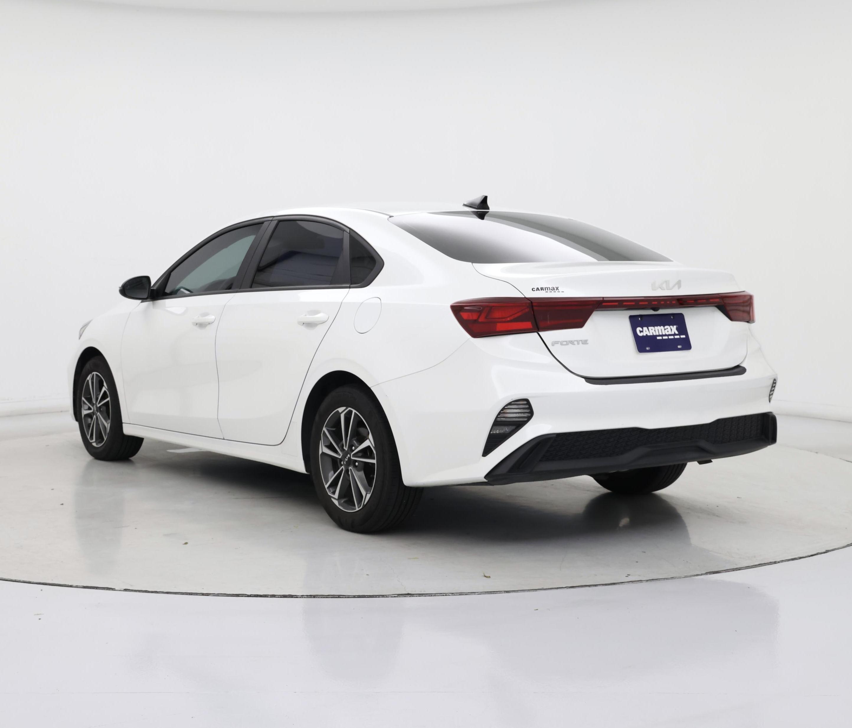 Thumbnail: 2023 Kia Forte - 2