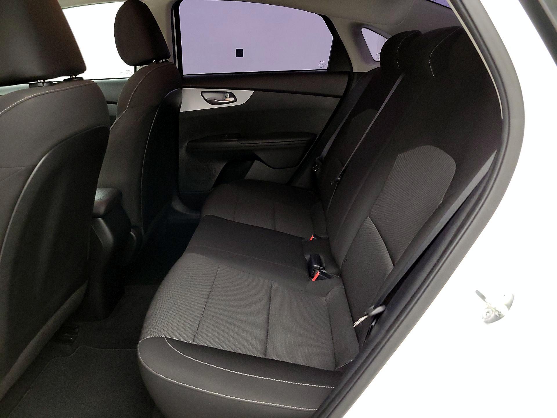 Thumbnail: 2023 Kia Forte - 19