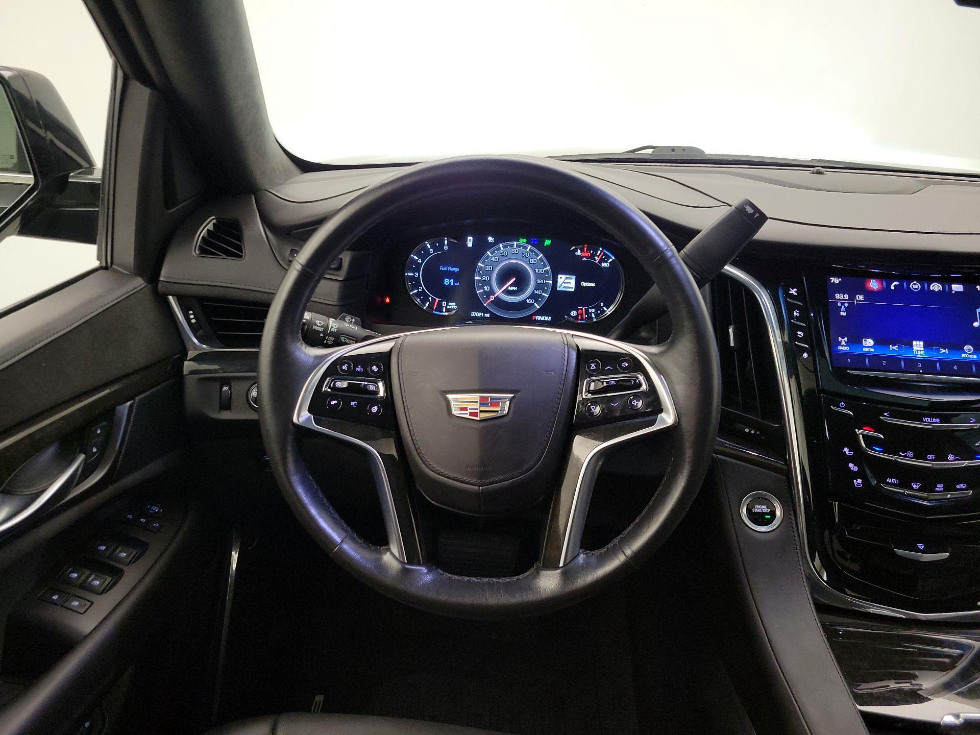 Thumbnail: 2016 Cadillac Escalade - 10