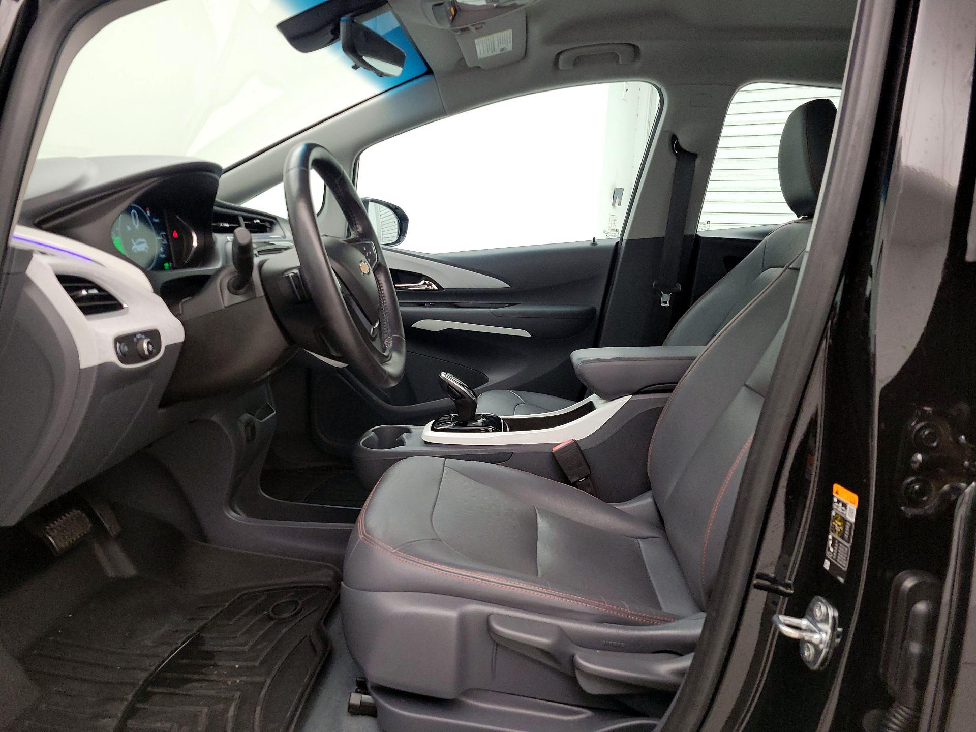 Thumbnail: 2020 Chevrolet Bolt EV - 11