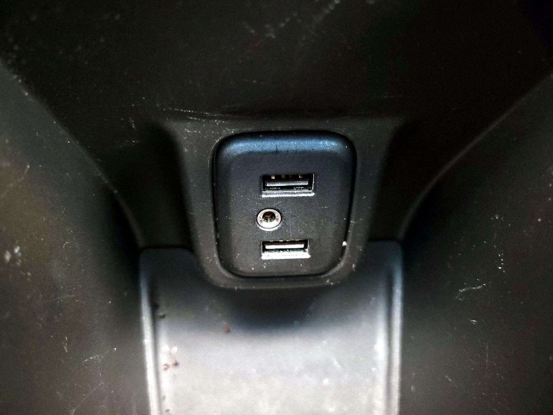Thumbnail: 2020 Chevrolet Bolt EV - 18