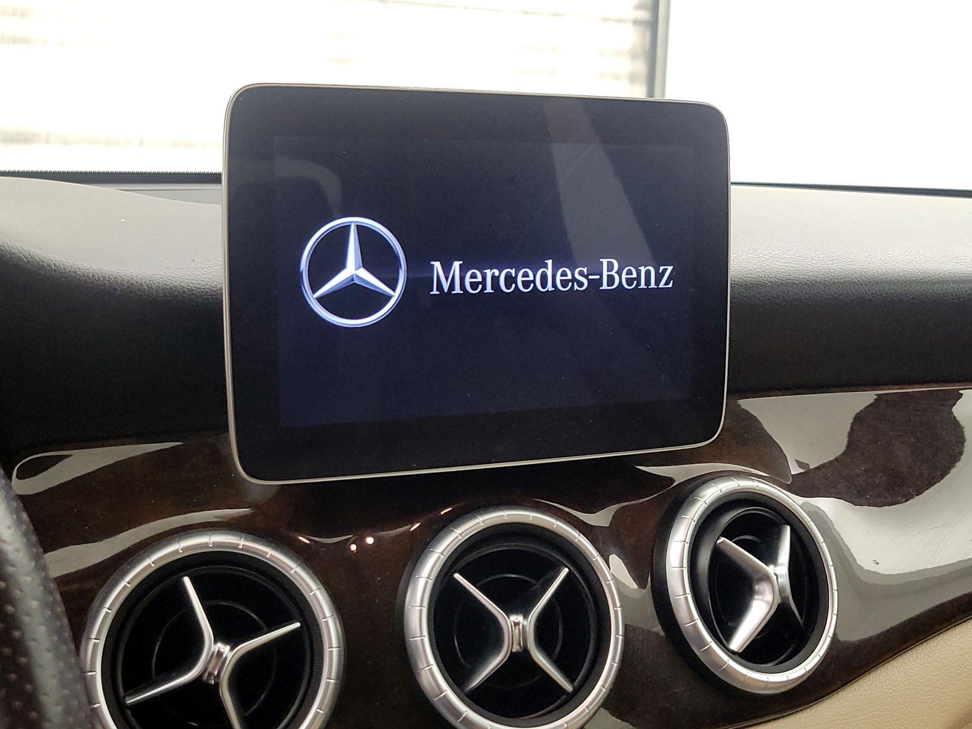 Thumbnail: 2019 Mercedes-Benz CLA - 16