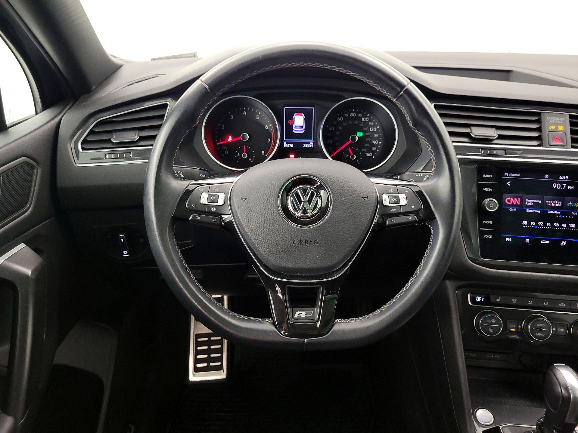 Thumbnail: 2021 Volkswagen Tiguan - 10