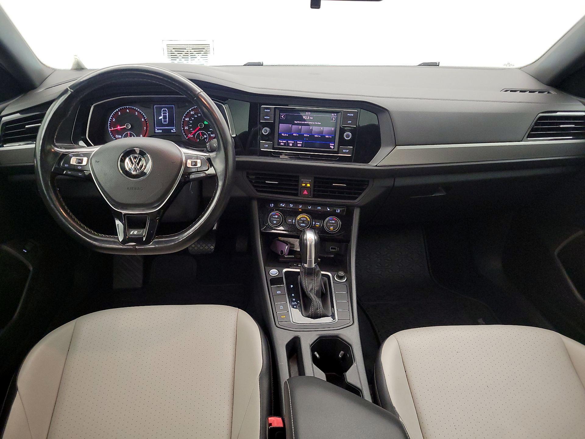 Thumbnail: 2019 Volkswagen Jetta - 9