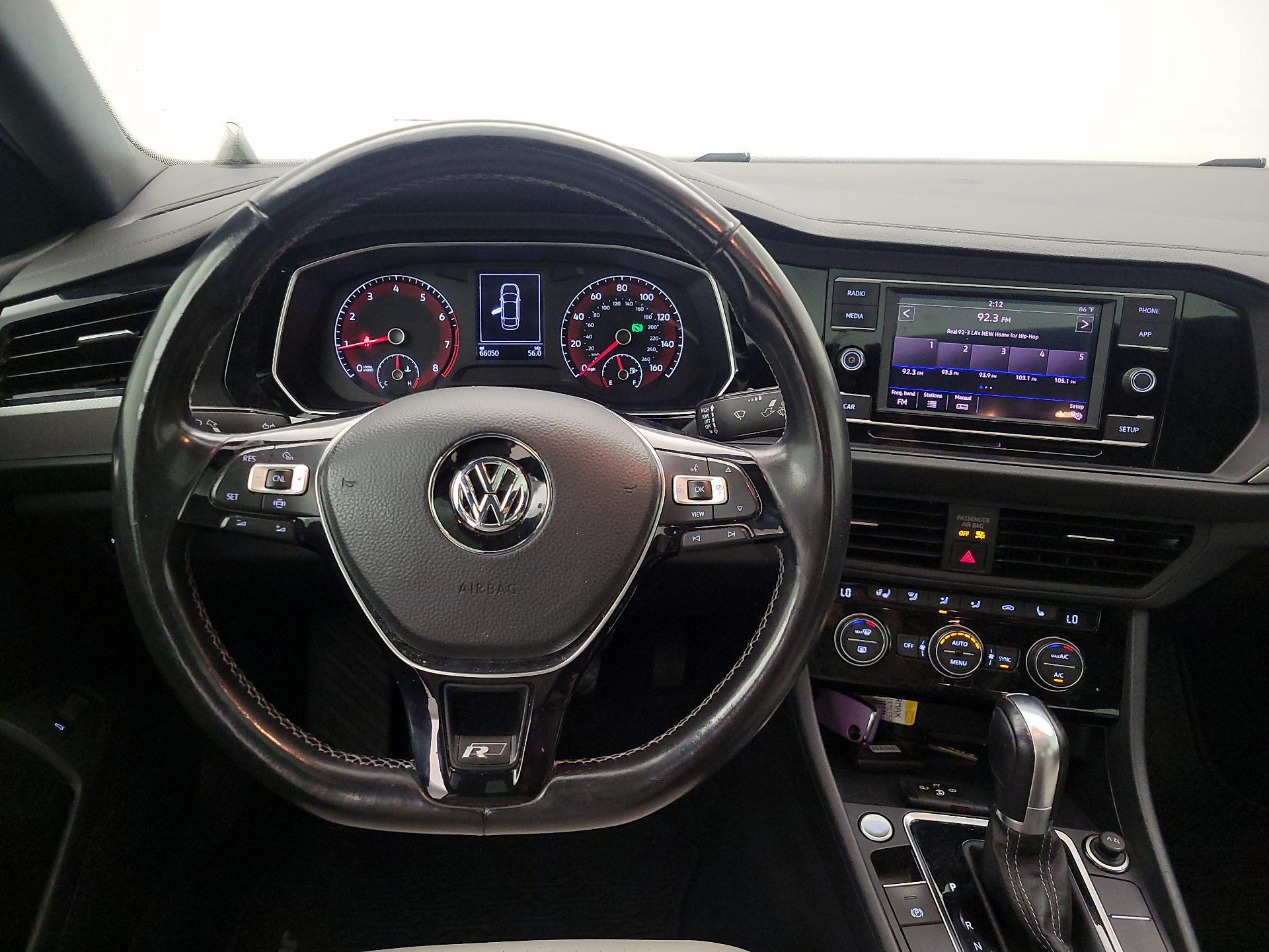 Thumbnail: 2019 Volkswagen Jetta - 10