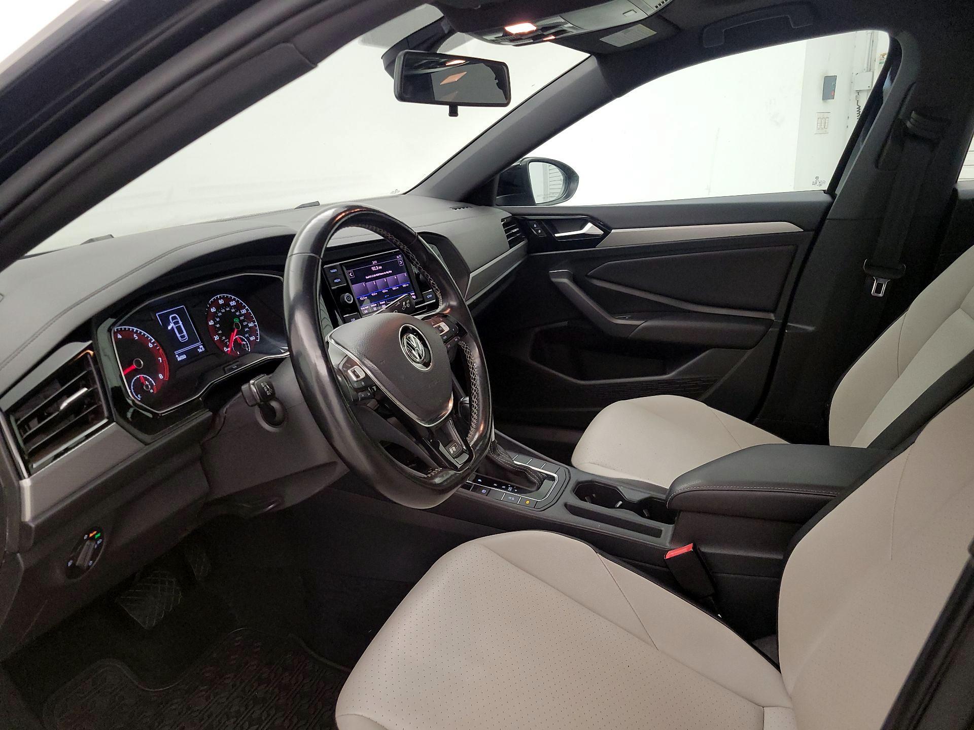 Thumbnail: 2019 Volkswagen Jetta - 11