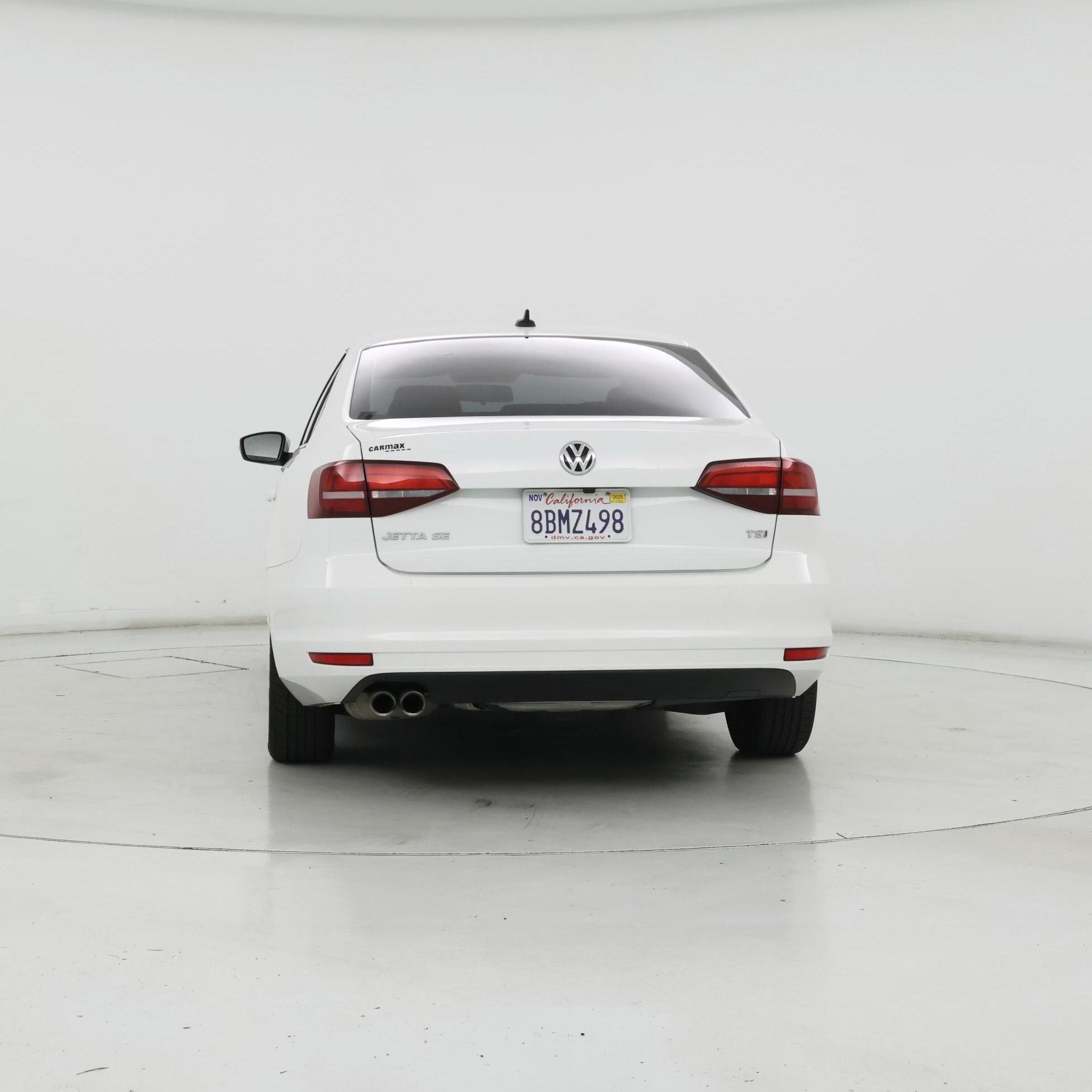Thumbnail: 2017 Volkswagen Jetta - 6