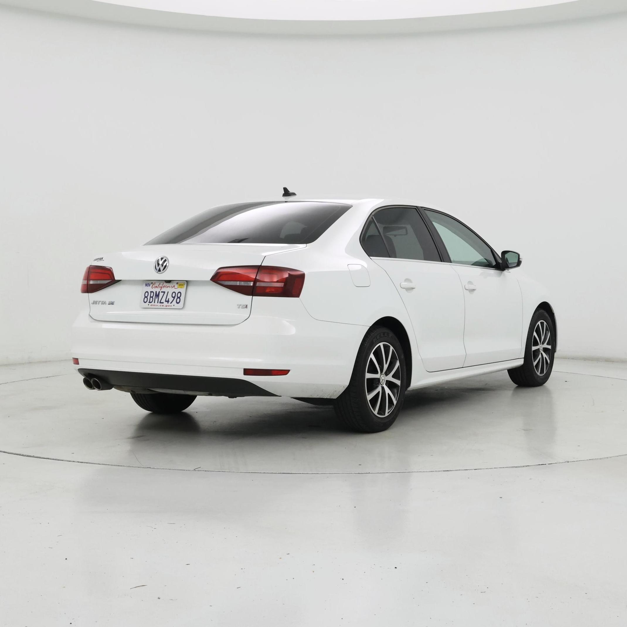 Thumbnail: 2017 Volkswagen Jetta - 8