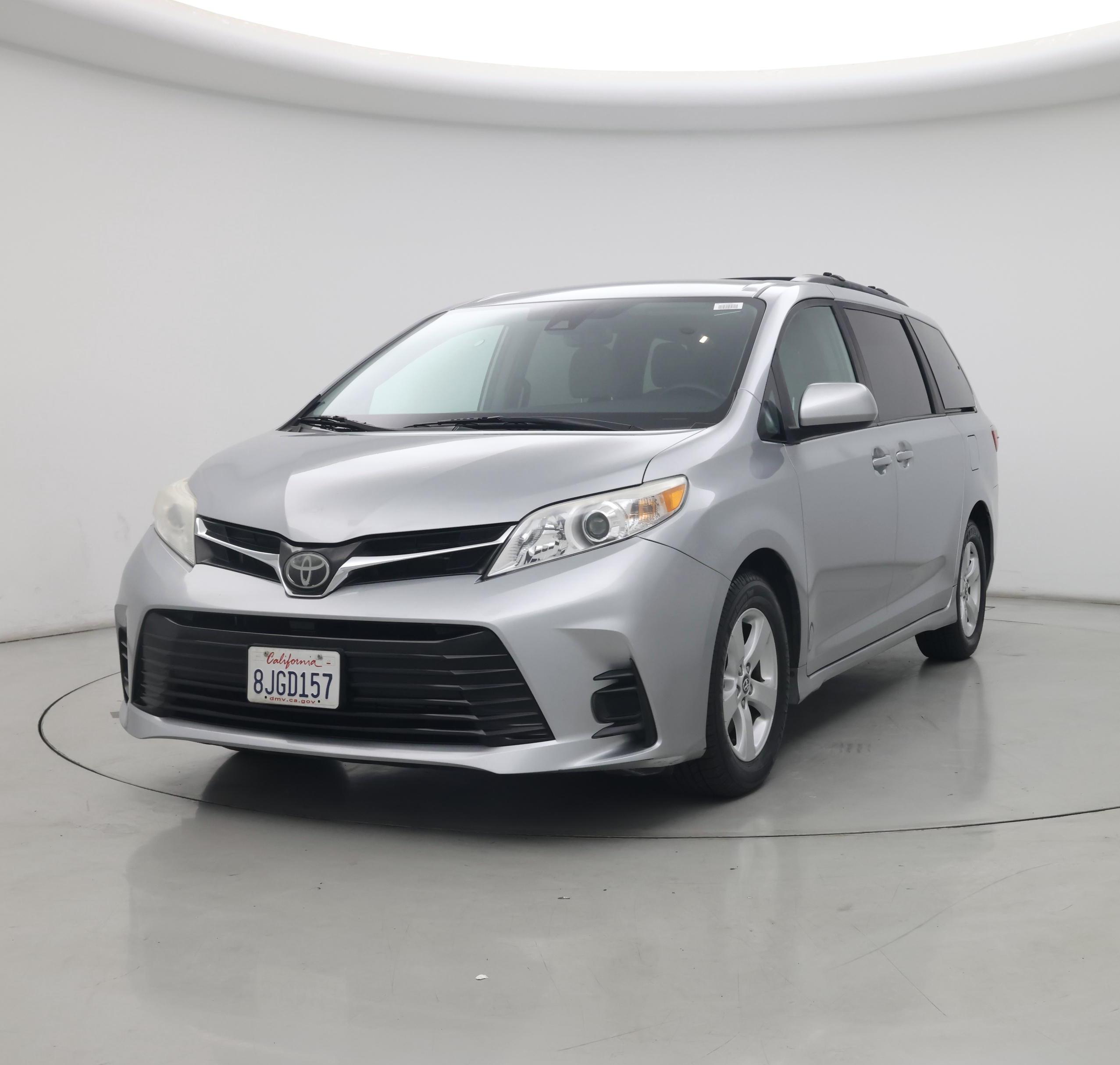 Thumbnail: 2019 Toyota Sienna - 4