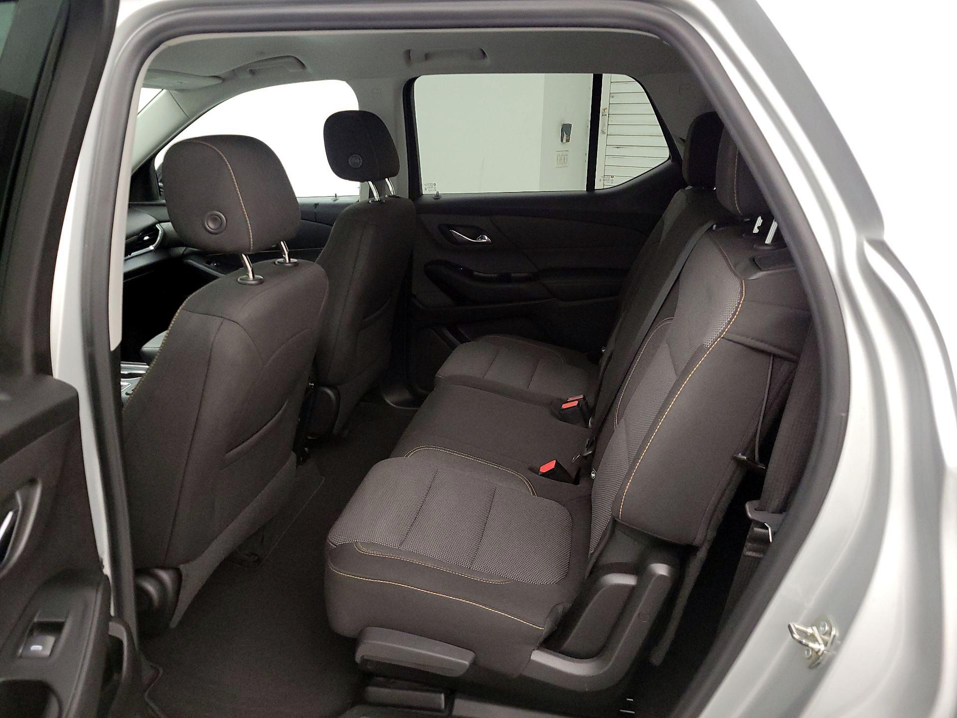 Thumbnail: 2019 Chevrolet Traverse - 19