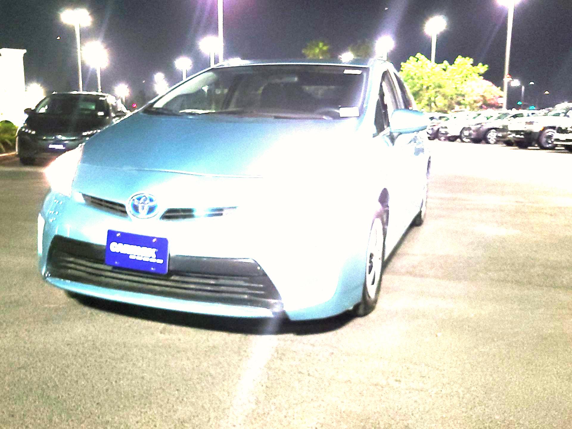 Thumbnail: 2015 Toyota Prius - 3