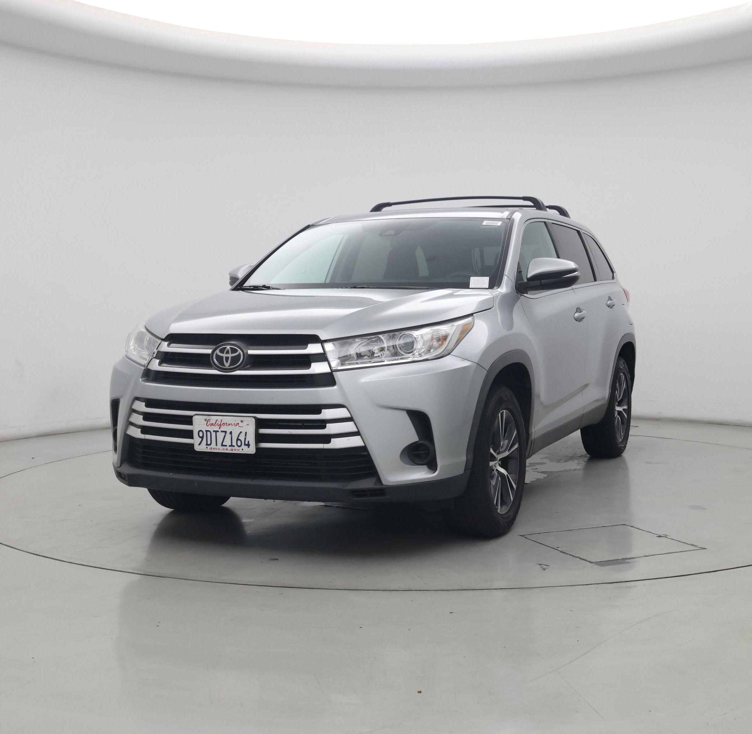 Thumbnail: 2019 Toyota Highlander - 4