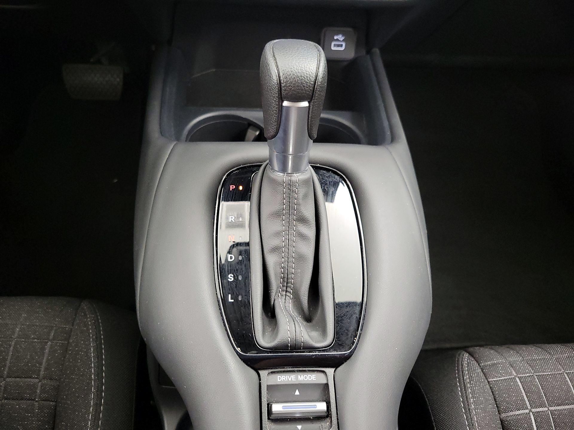 Thumbnail: 2025 Honda HR-V - 17