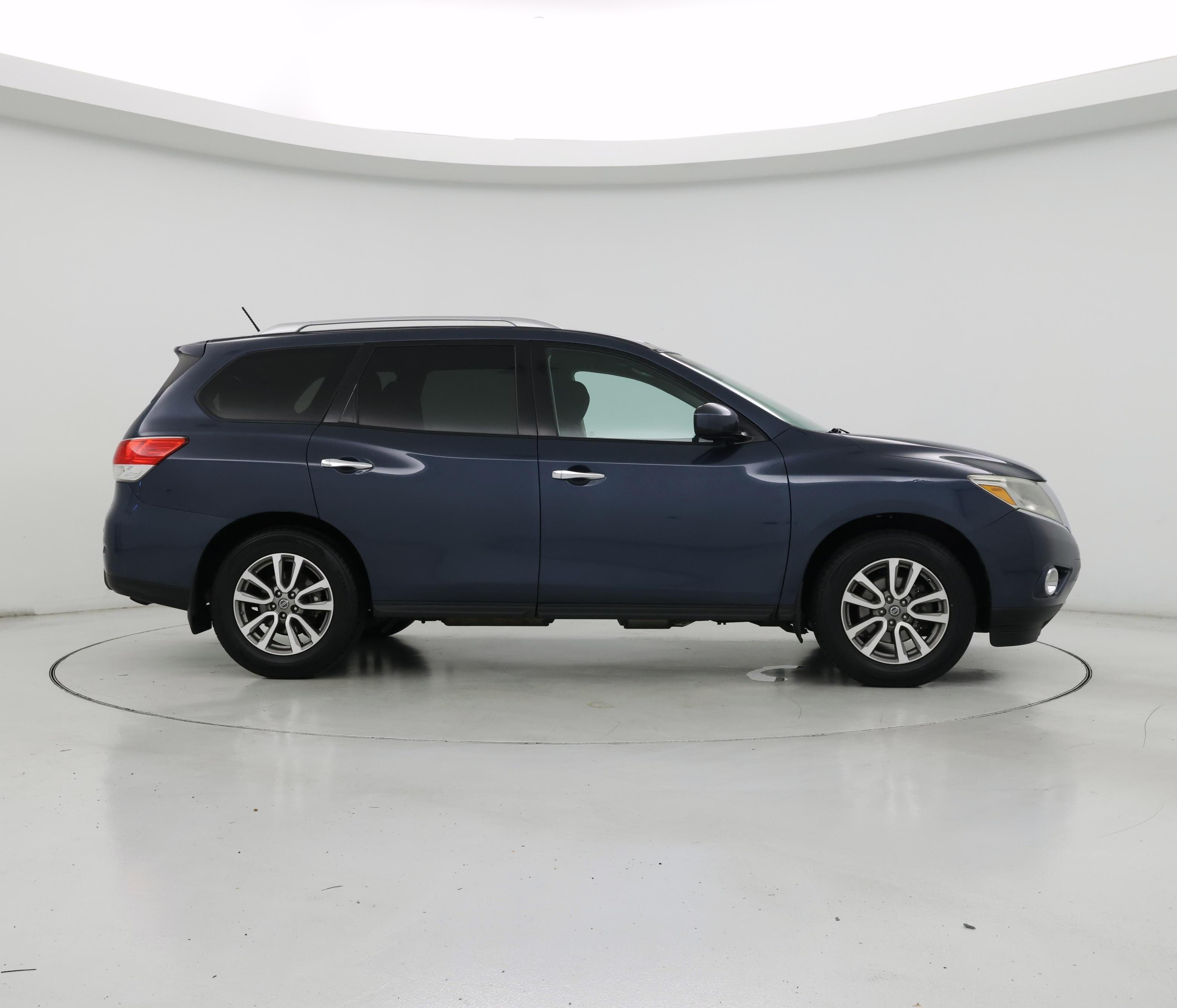Thumbnail: 2015 Nissan Pathfinder - 7