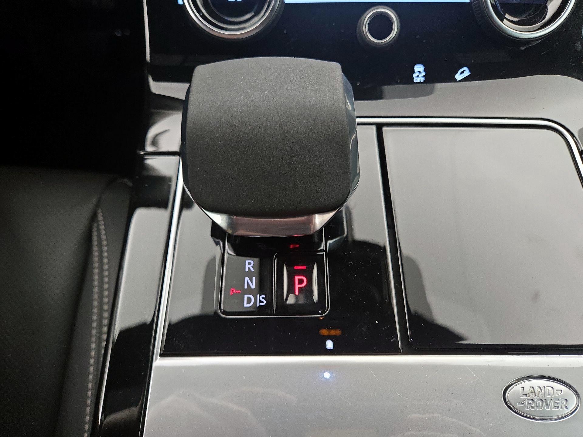 Thumbnail: 2021 Land Rover Range Rover Velar - 18