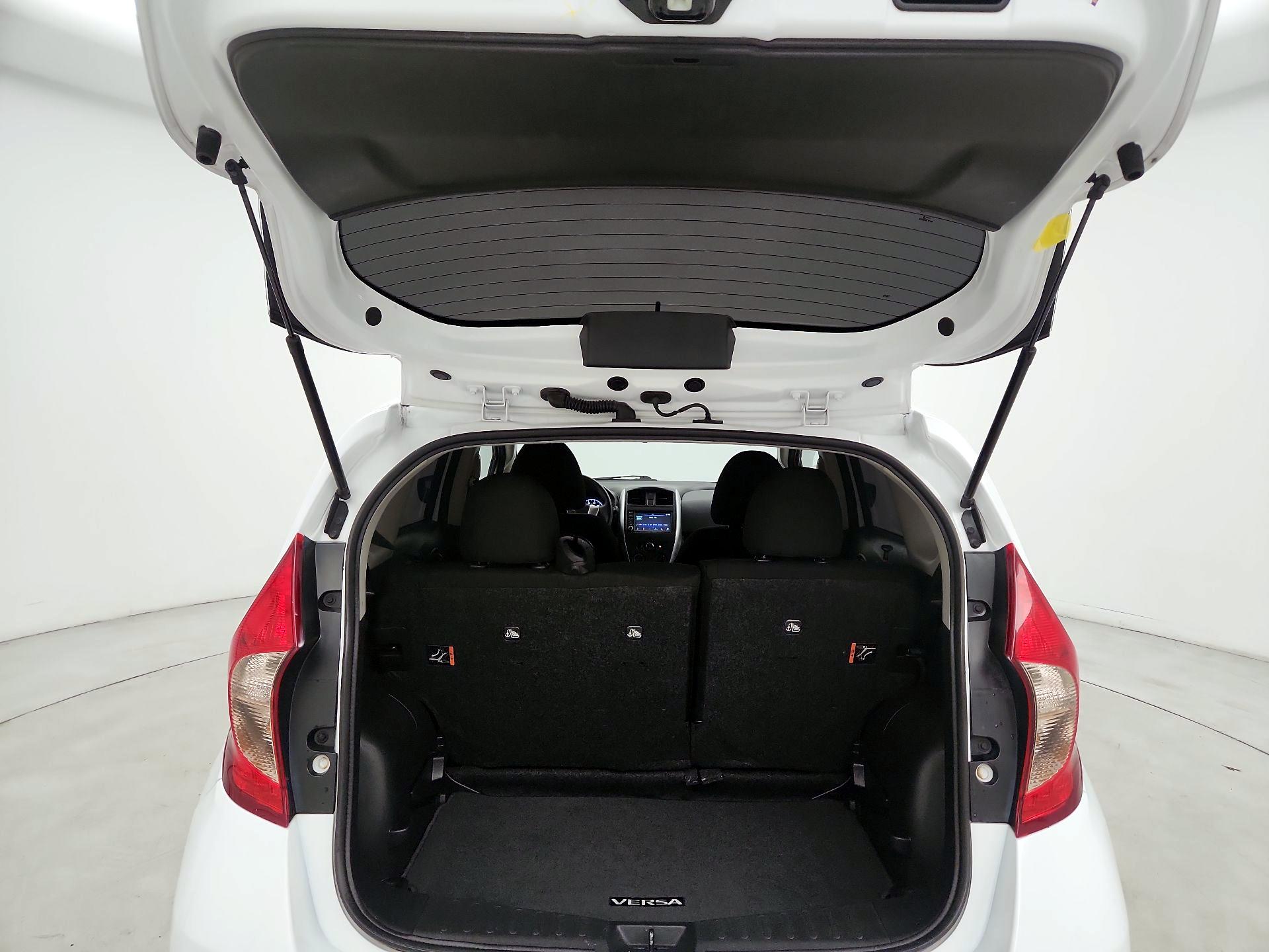 Thumbnail: 2019 Nissan Versa Note - 18