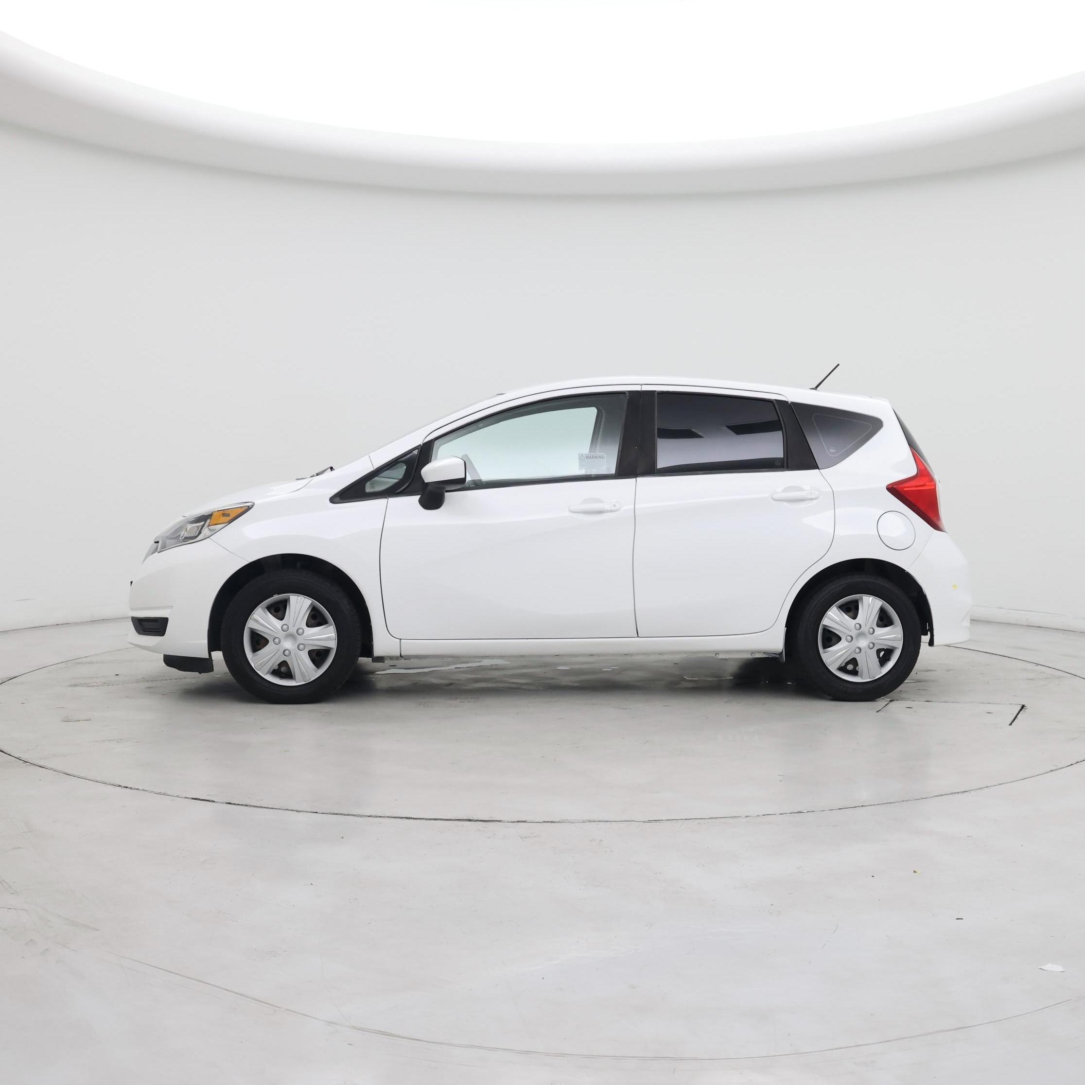 Thumbnail: 2019 Nissan Versa Note - 3