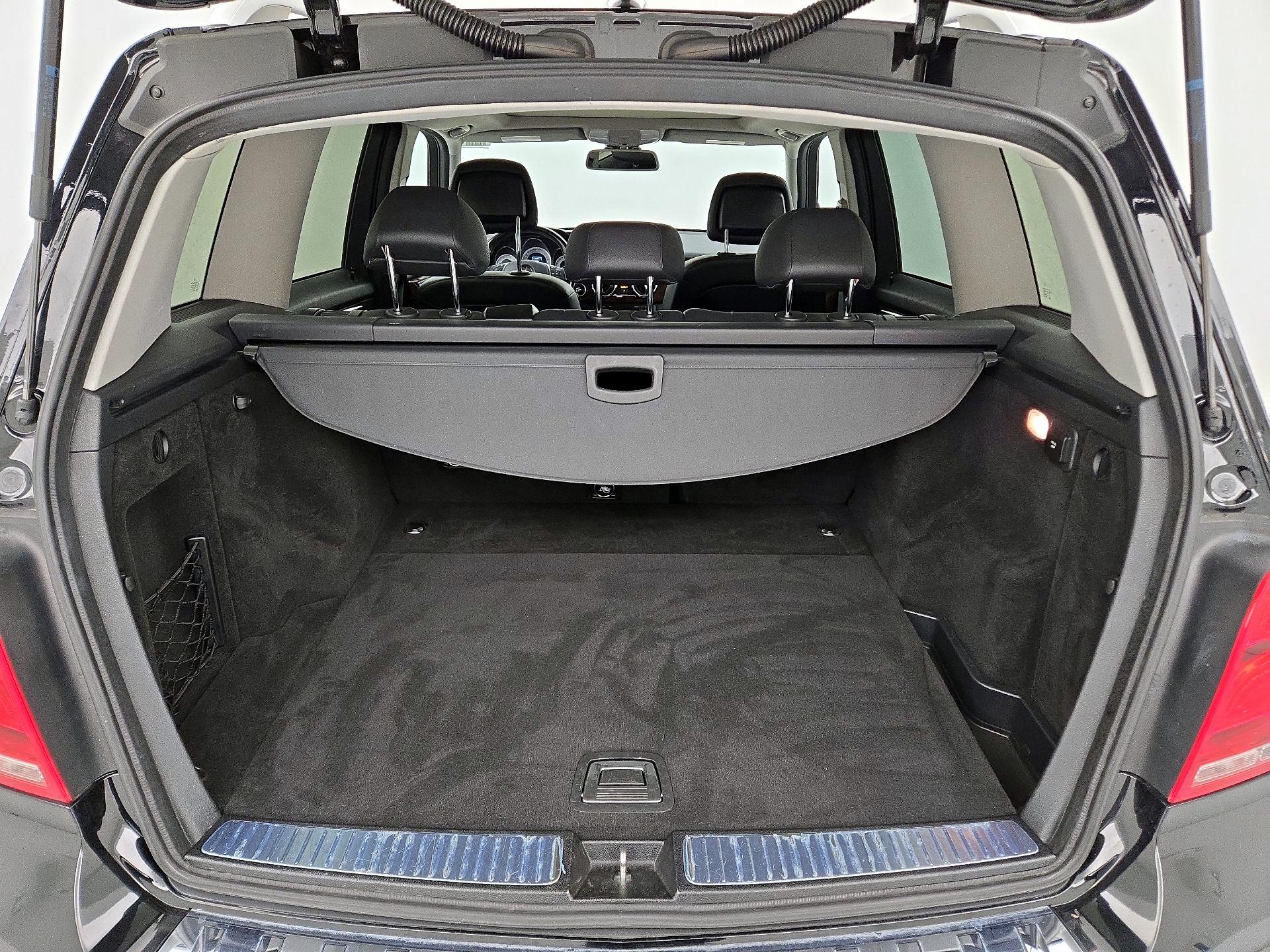 Thumbnail: 2014 Mercedes-Benz GLK - 19