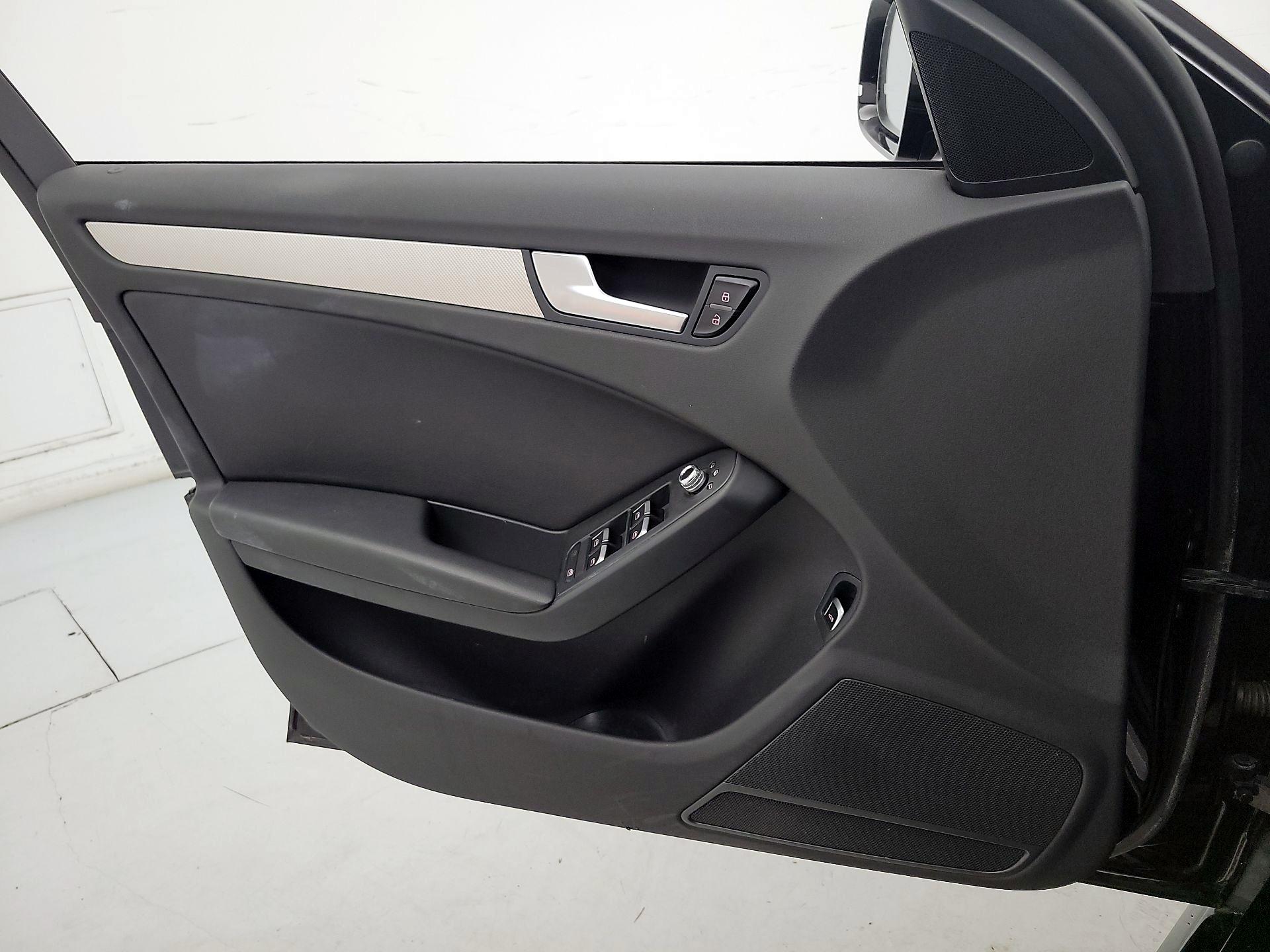 Thumbnail: 2016 Audi A4 - 12