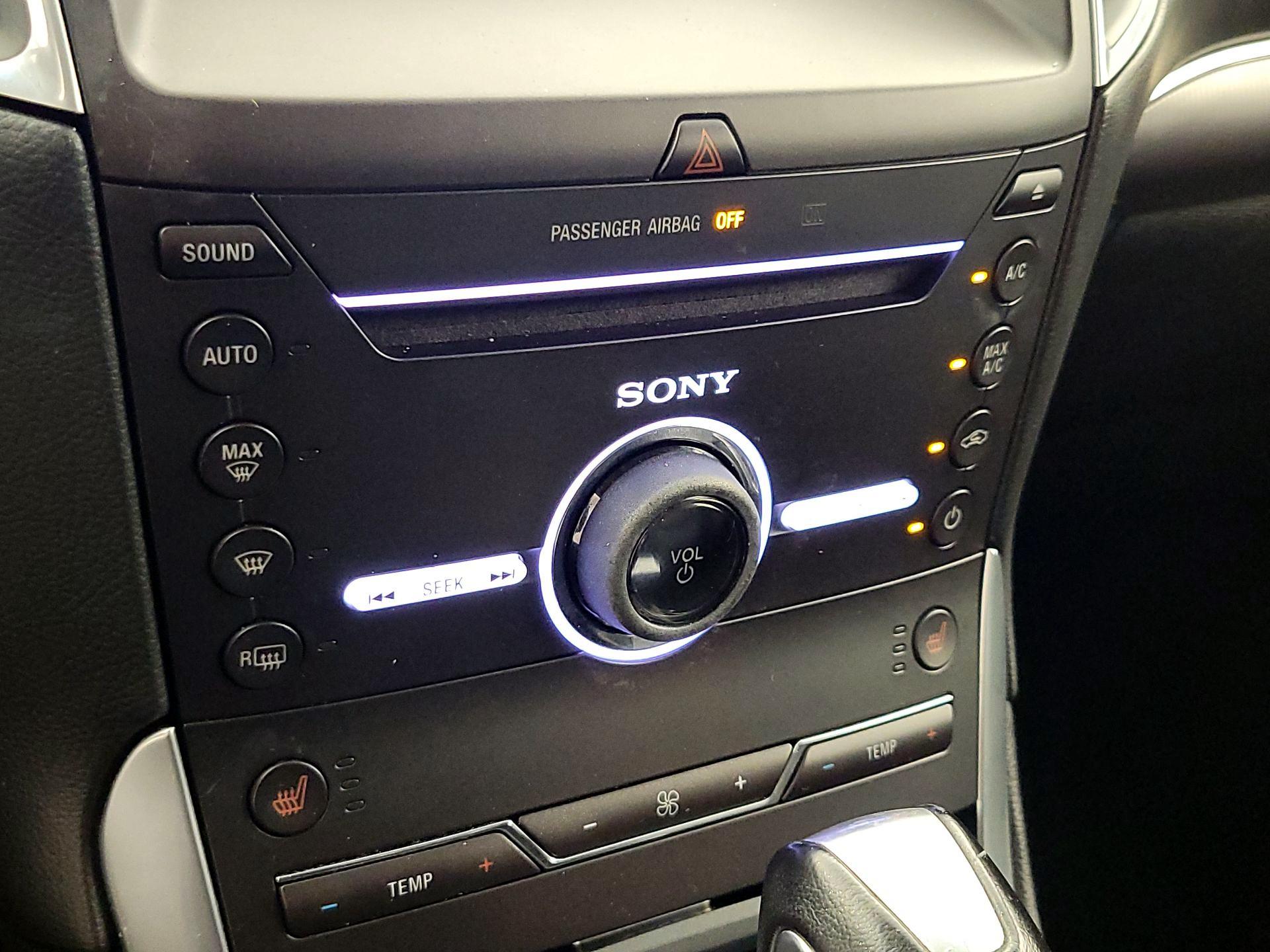 Thumbnail: 2016 Ford Edge - 17