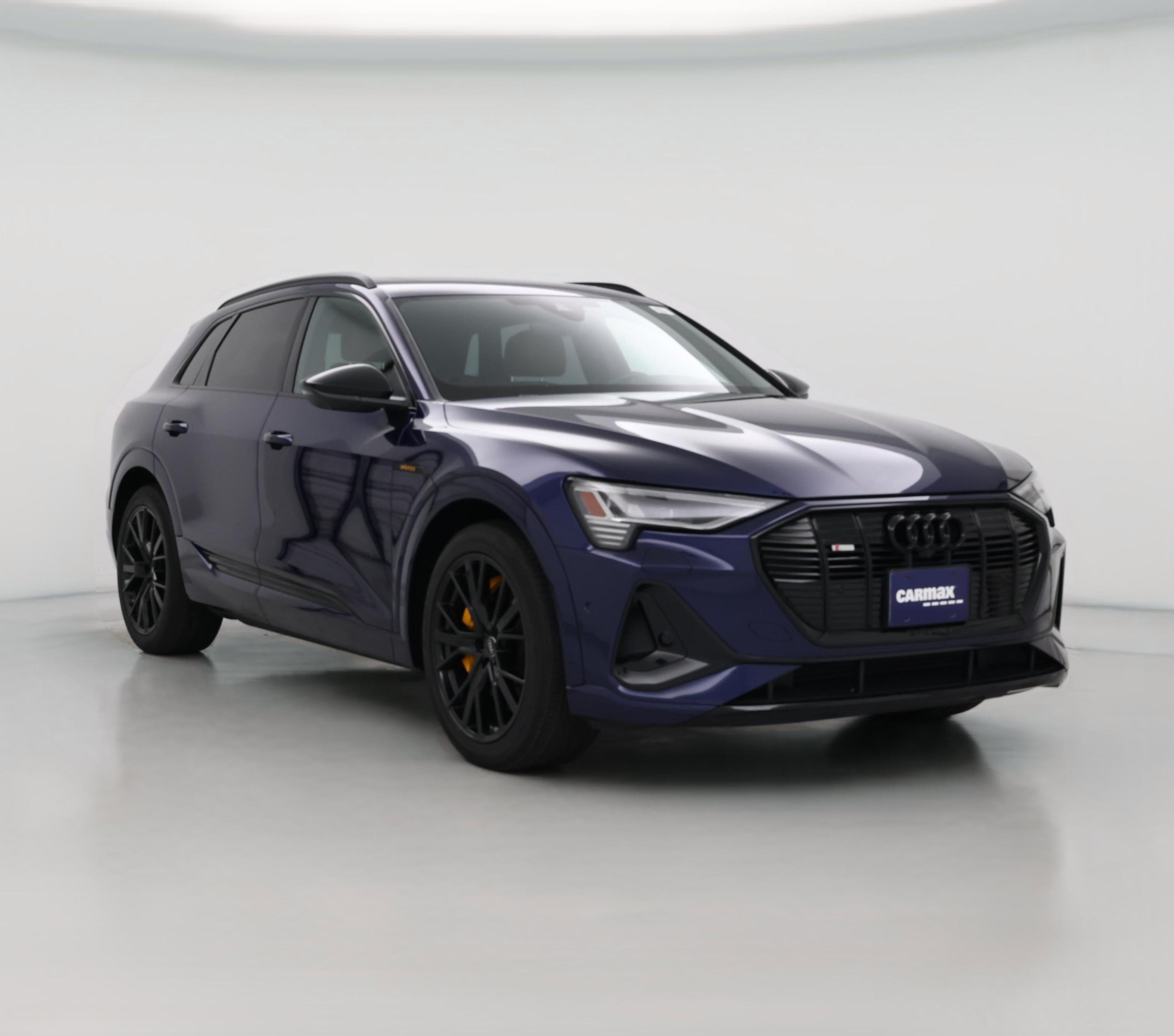 Thumbnail: 2023 Audi e-tron - 1