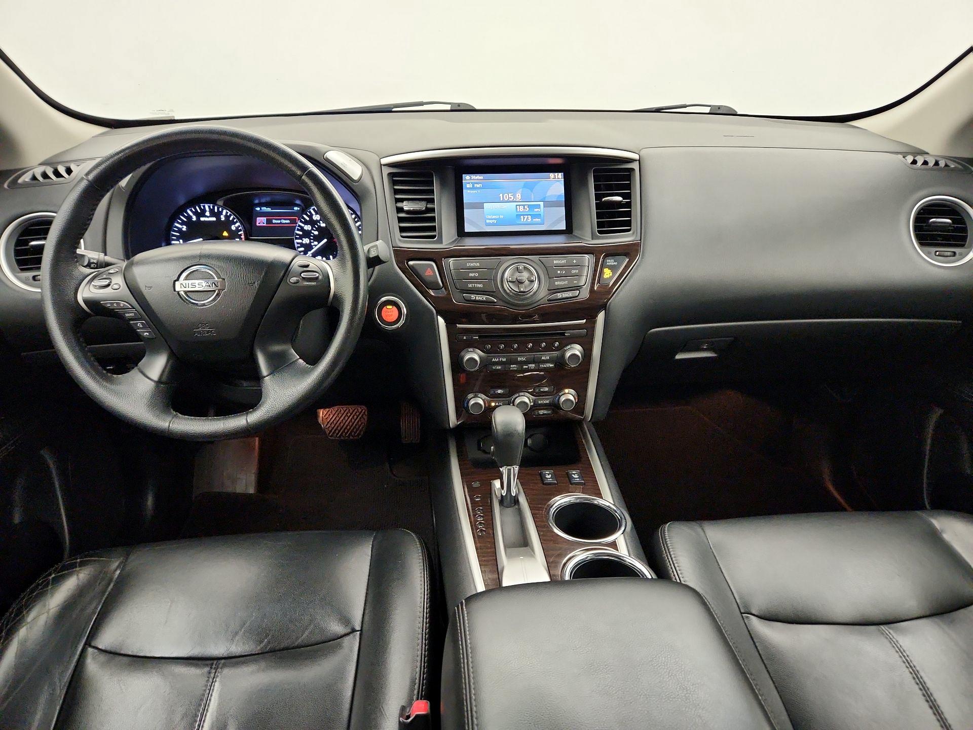 Thumbnail: 2013 Nissan Pathfinder - 9