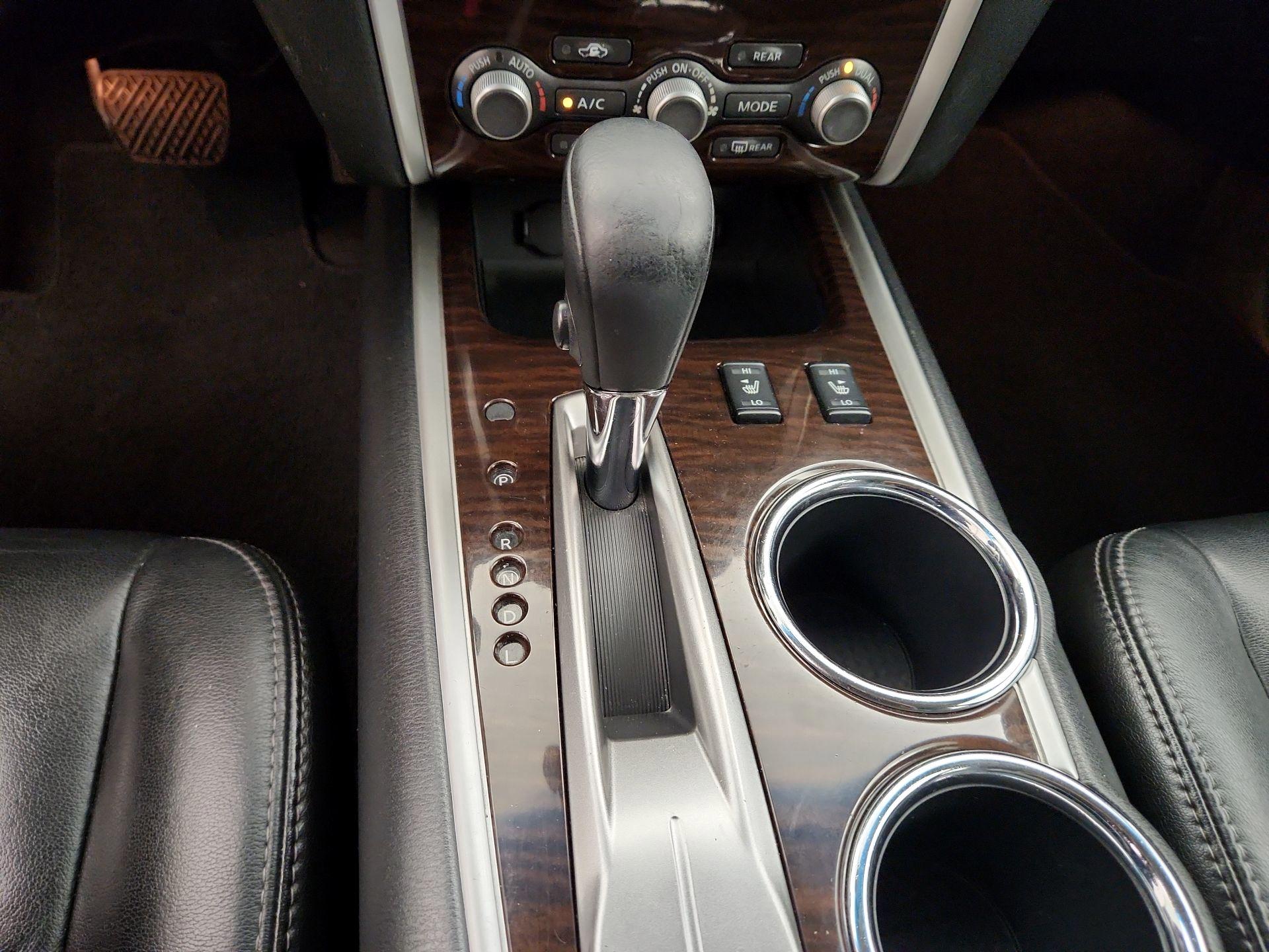 Thumbnail: 2013 Nissan Pathfinder - 17